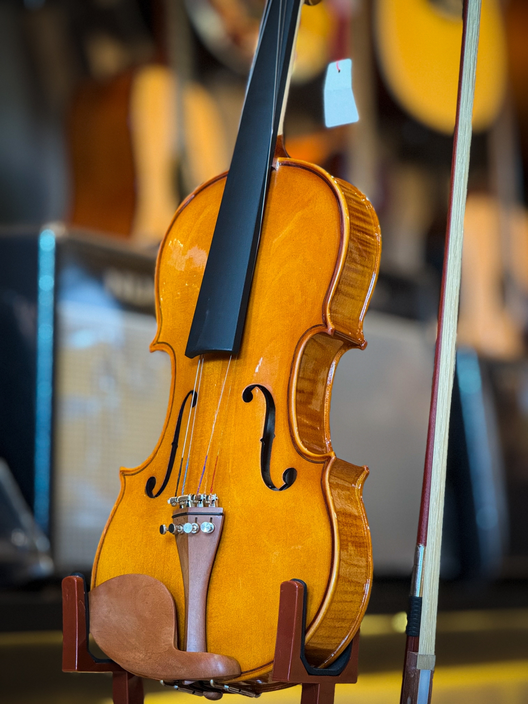 Fortisไวโอลิน ขนาด 4/4 รุ่น MVM-012B Frame หน้าไม้แท้ สีเงา-ด้าน หลังลายเสือ ไวโอลีน พร้อมอุปกรณ์ครบชุด