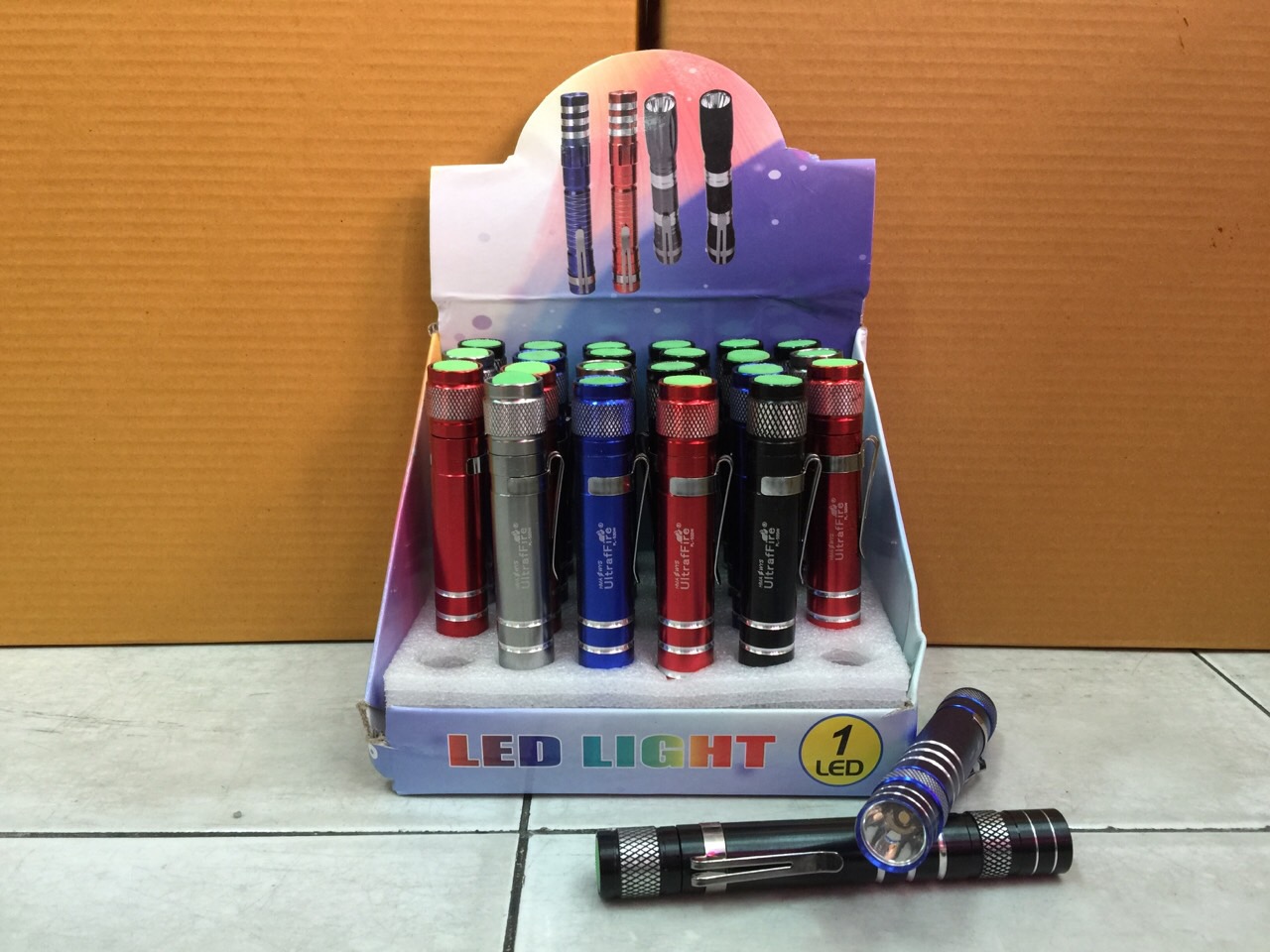 ไฟฉายตำรวจ LED Ultrafire PL-500