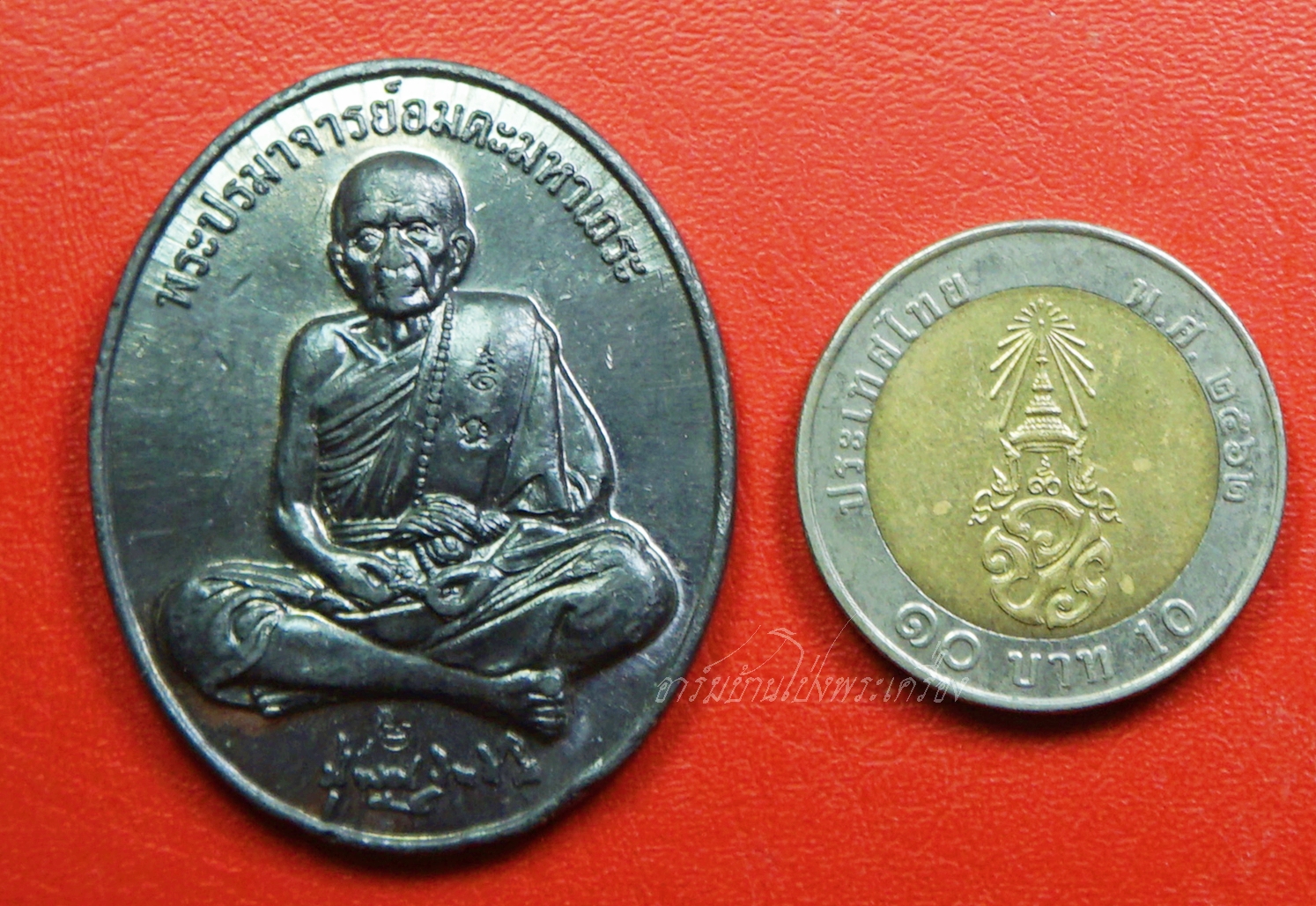 หลวงปู่หมุน วัดบ้านจาน รุ่นเศรษฐีเงินล้าน อายุ๑๐๙ปี เนื้อตะกั่ว(องค์ที่1)