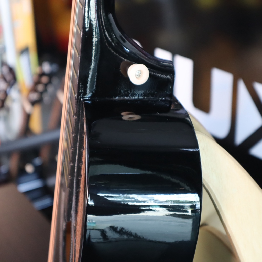 TAKANE รุ่น TN-34 กีต้าร์โปร่ง 34นิ้ว สีดำ ของแถม 7 ชิ้น