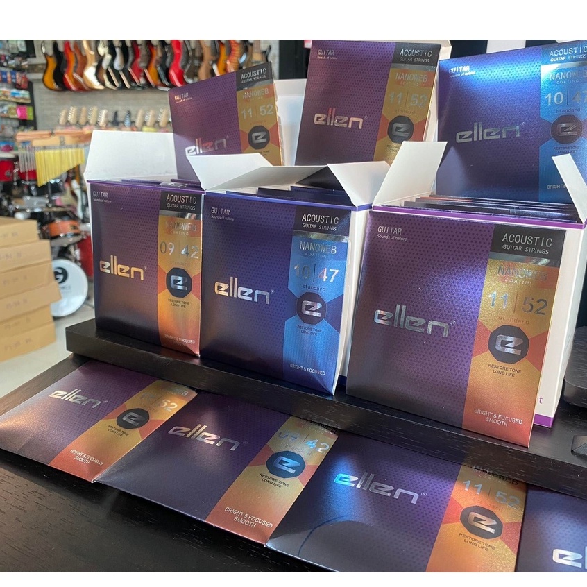 เซ็ทอุปกรณ์เสริมกีตาร์ ชุด 9ชิ้น สุดคุ้ม !!! สายกีตาร์ Ellen + ปิ๊ก 5 + ที่เก็บปิ๊ก + คาโป้ +ประแจ