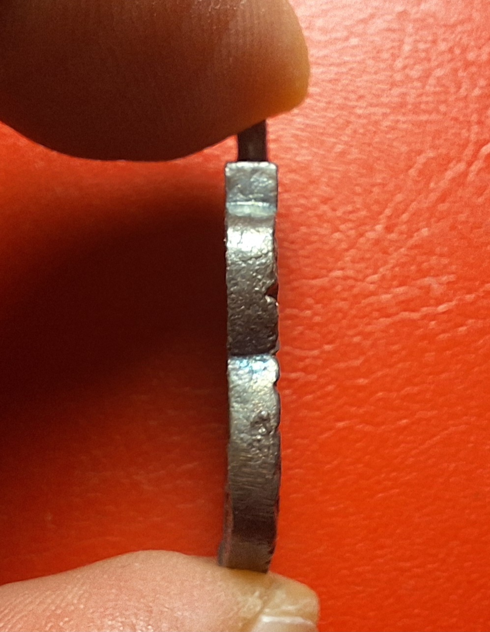 หลวงพ่ออโนทัย วัดจันทาราม เหรียญหล่อ ปี๒๕๓๕ เนื้อเงิน(องค์ที่3)