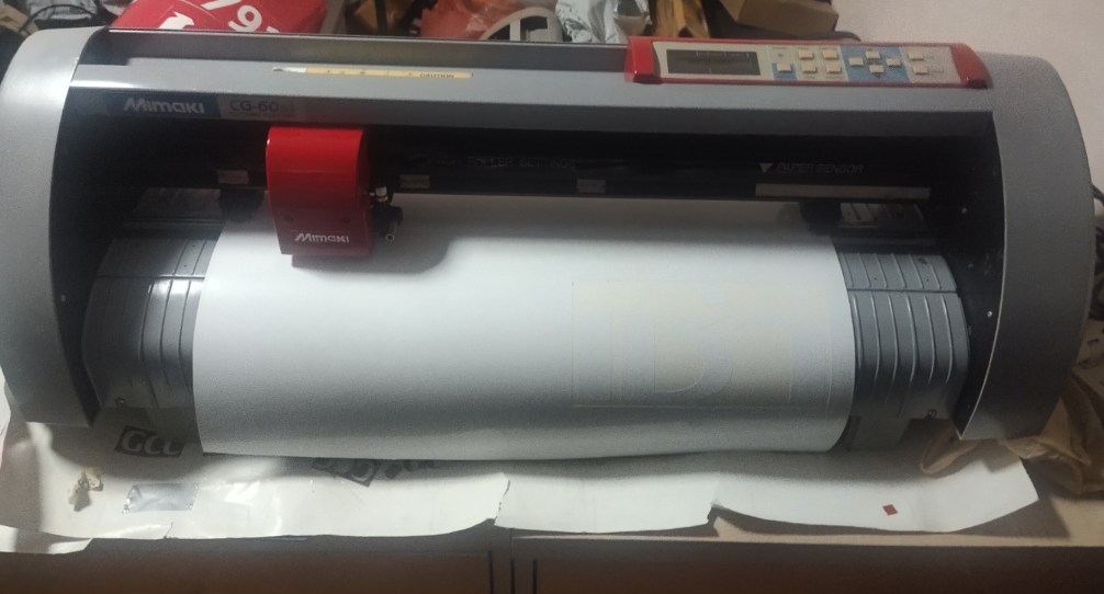 PK-MK-60ST-001 Mimaki cutting sticker machine เครื่องตัดสติ๊กเกอร์ มือสอง ยี่ห้อ Memaki มิมากิ รุ่น CG 60ST ต่อพอร์ท USBได้ แถมใบมีดเกรดเอ 3ใบ ไม่มีขาตั้ง