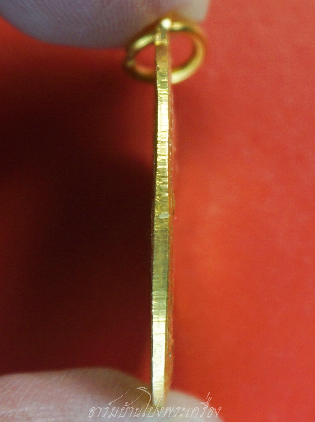 หลวงพ่อฟัก วัดบ้านโป่ง พิธีปลุกเสกพร้อมพระแก้วมรกต ปี๒๕๐๙ เนื้อกะไหล่ทอง(องค์ที่6)