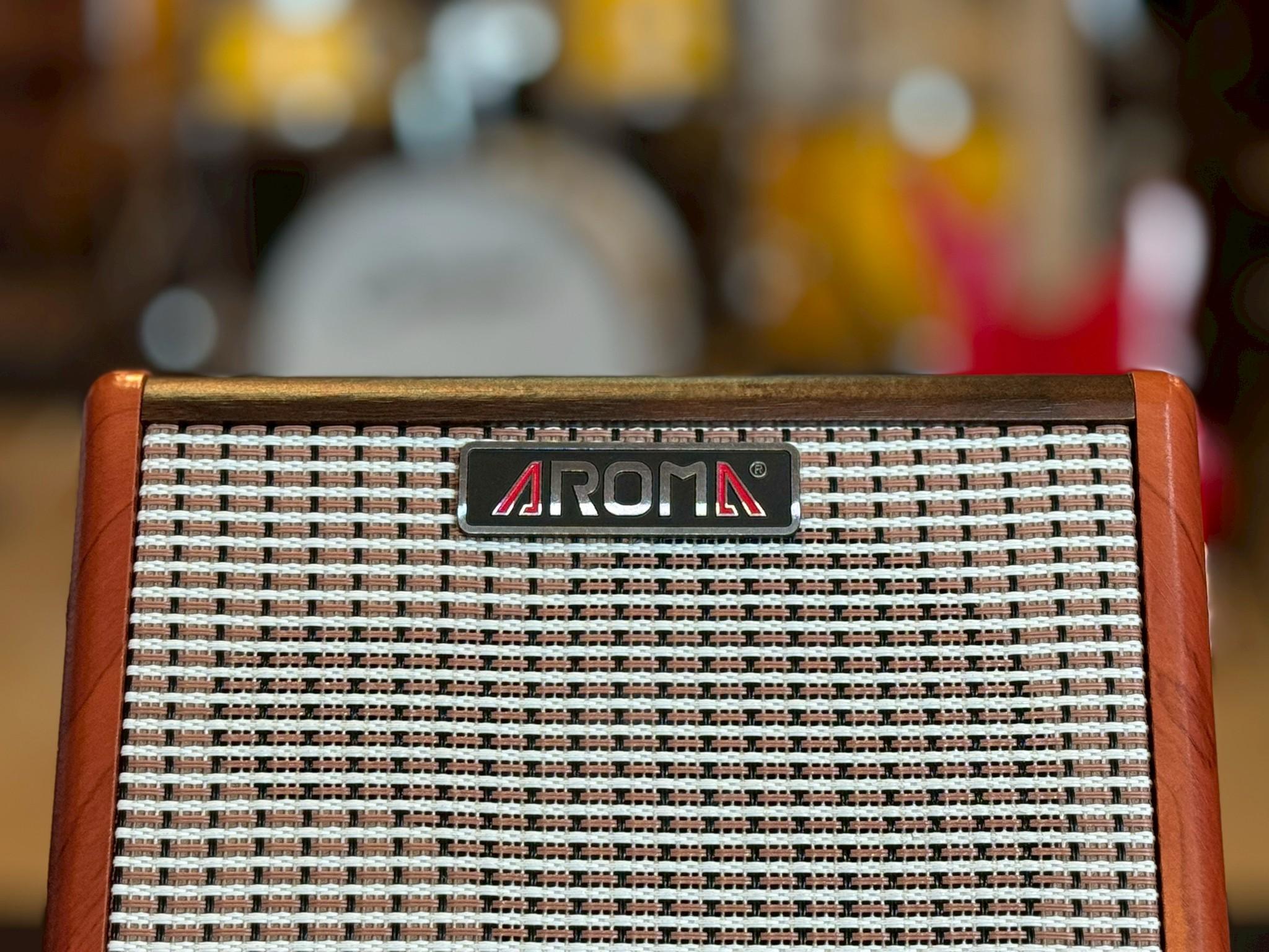 AROMA AG-15A แอมป์กีตาร์โปร่ง ขนาด 15 วัตต์ ต่อบลูทูธได้ + ช่องเสียบไมค์ (แอมป์อคูสติก Acoustic Guitar Amp) FREE!! สายหนัง