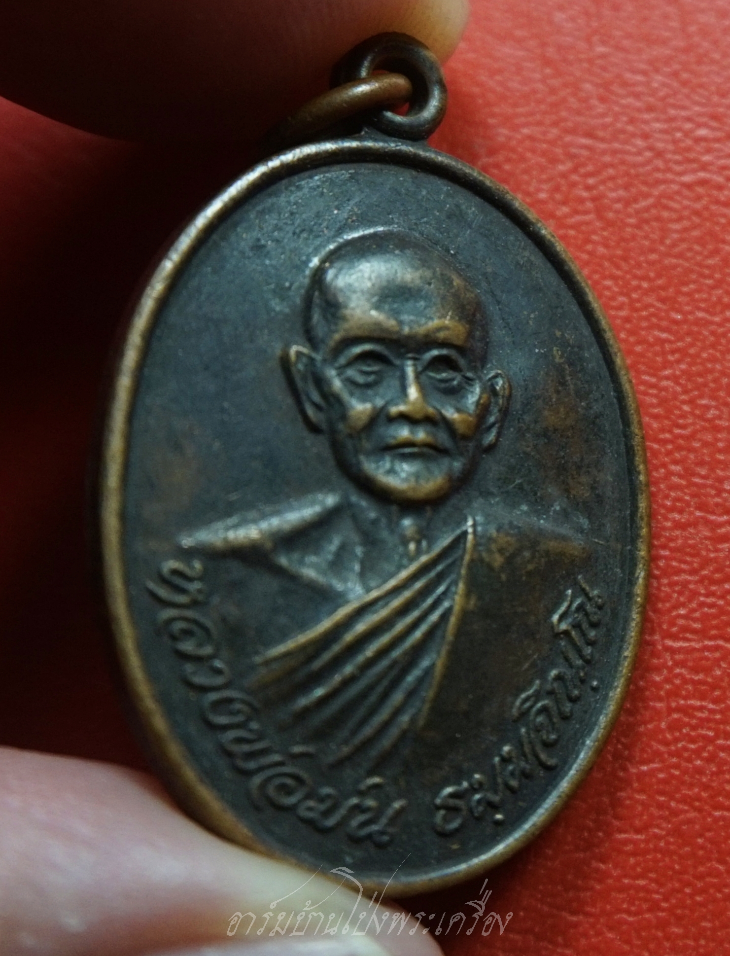 หลวงพ่อม่น วัดเนินตามาก จ.ชลบุรี รุ่นเจริญสุข ปี๒๕๓๓ ตอกโค้ต(องค์ที่1)