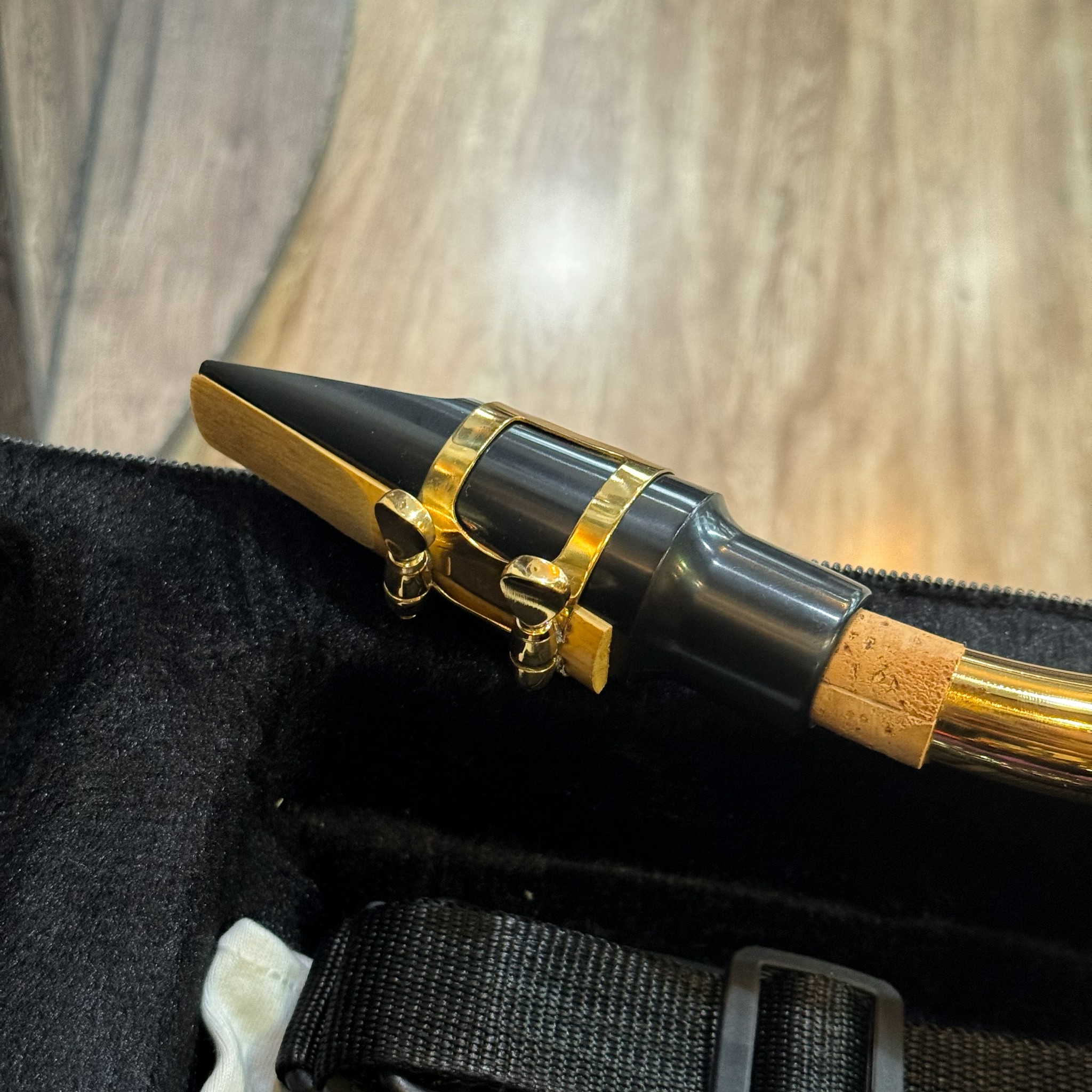 Pietro แซกโซโฟน Bb เทนเนอร์ Tenor Saxophone (Bb) สีทอง แซ็กโซโฟน พร้อมกล่องบุกำมะหยี่ อุปกรณ์ครบชุด