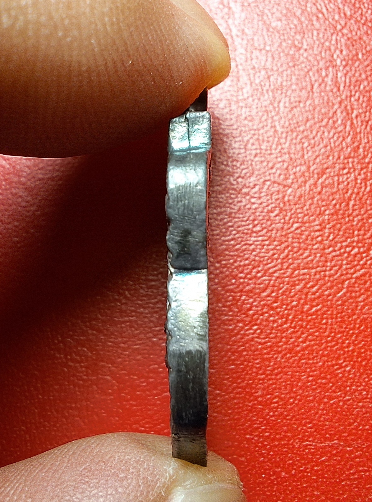 หลวงพ่ออโนทัย วัดจันทาราม เหรียญหล่อ ปี๒๕๓๕ เนื้อเงิน(องค์ที่2)