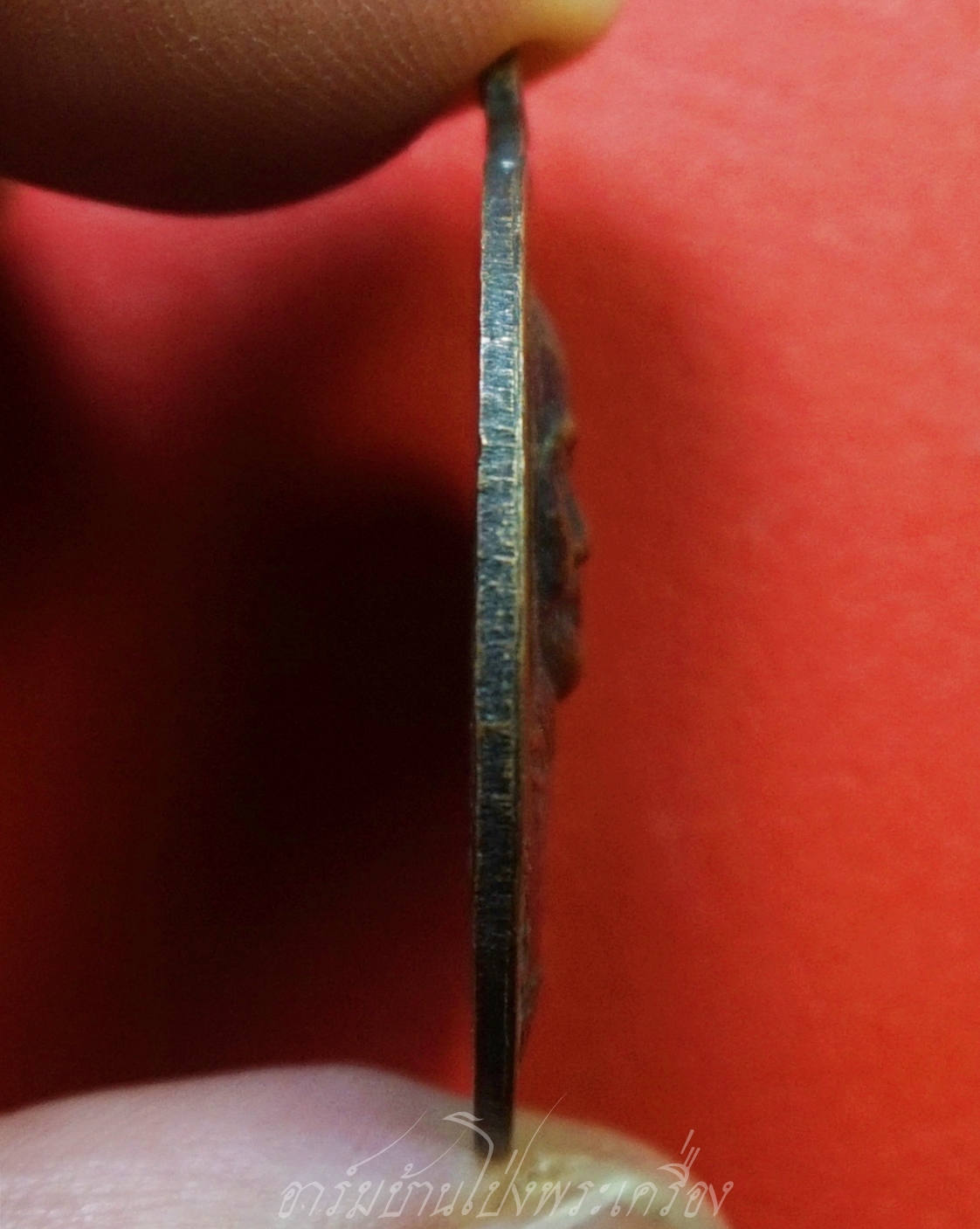 หลวงพ่อจี๋ เขมธโร วัดไผ่ขาด จ.สุพรรณบุรี ปี๒๕๑๙ รุ่นแรก เนื้อทองแดงรมดำ(องค์ที่2)