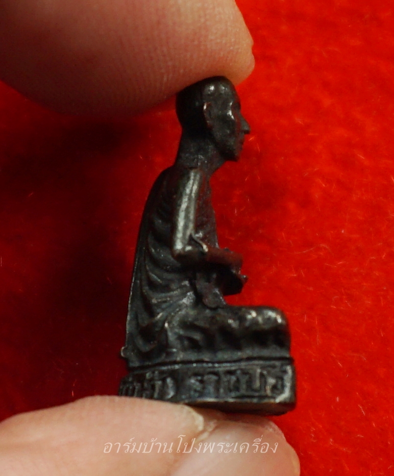 หลวงพ่อเงิน วัดถ้ำน้ำ รูปหล่อ(องค์ที่1)