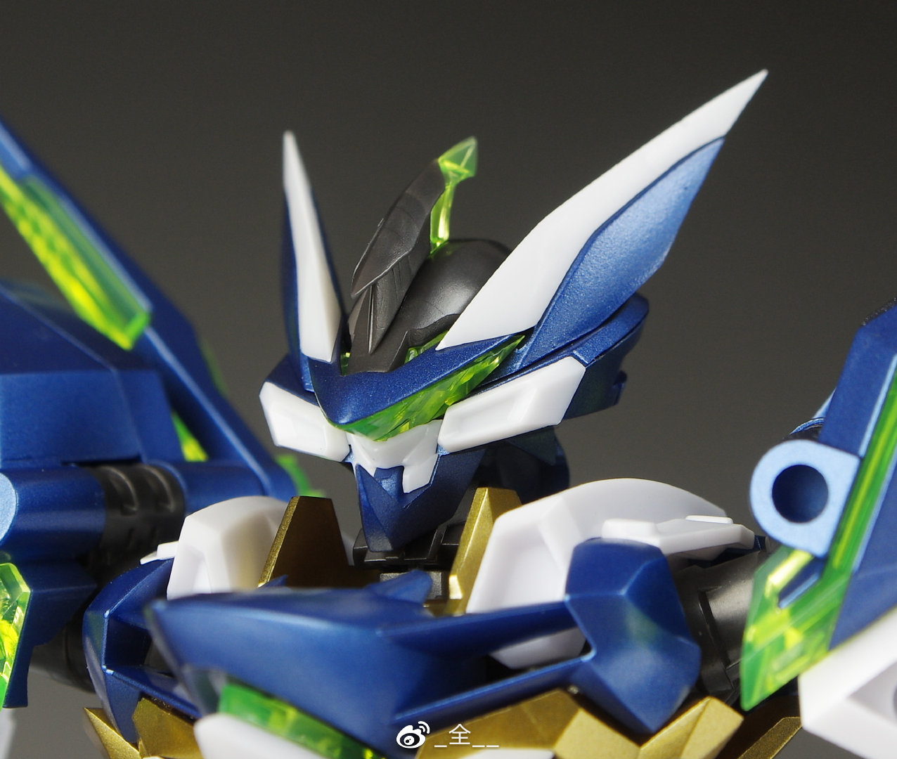 (Howling Star) 1/100 CZ-12A NEBULA