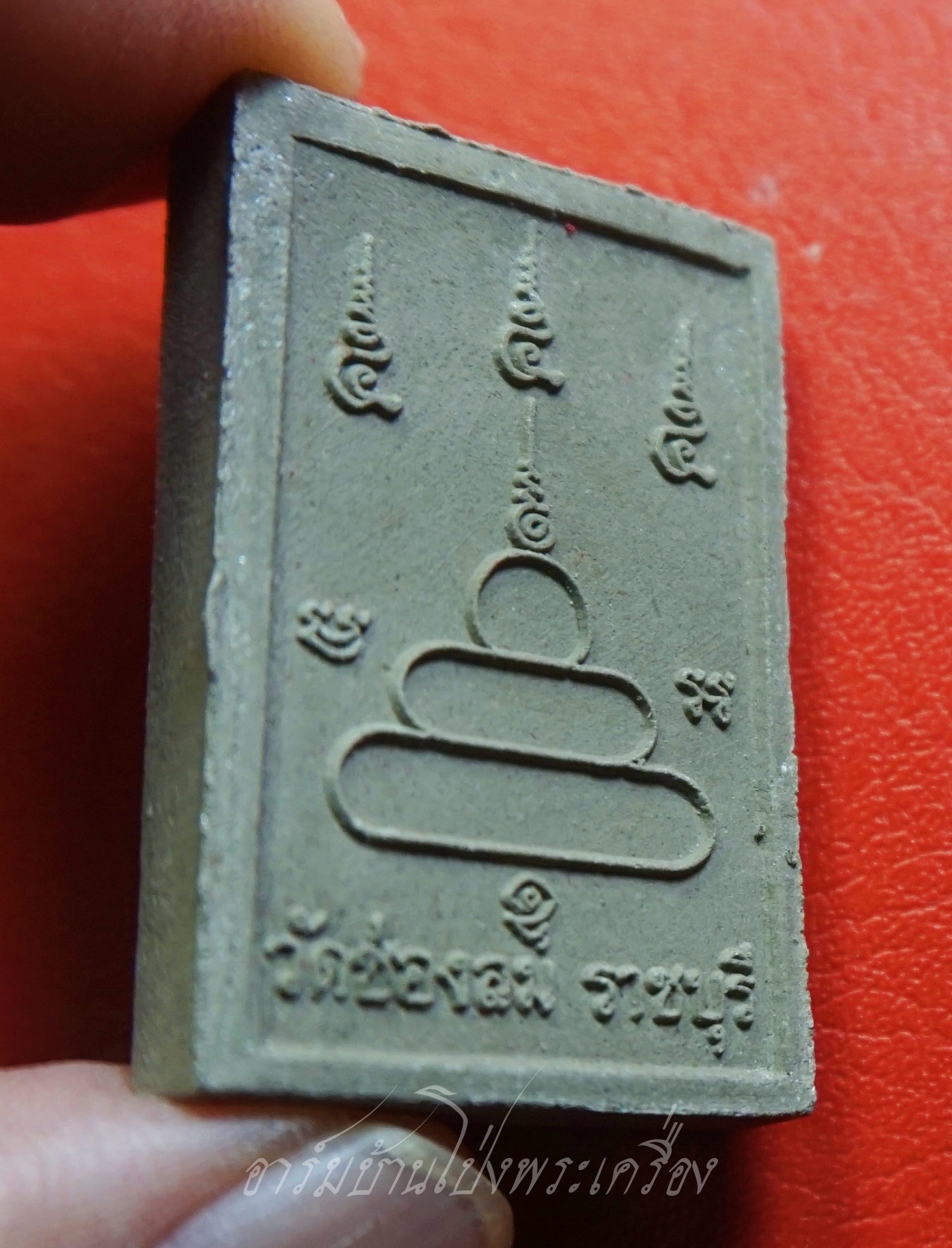 หลวงพ่อแก่นจันทร์ วัดช่องลม รุ่น๕๕๕ ผงเกสร๑๐๘(องค์ที่1)