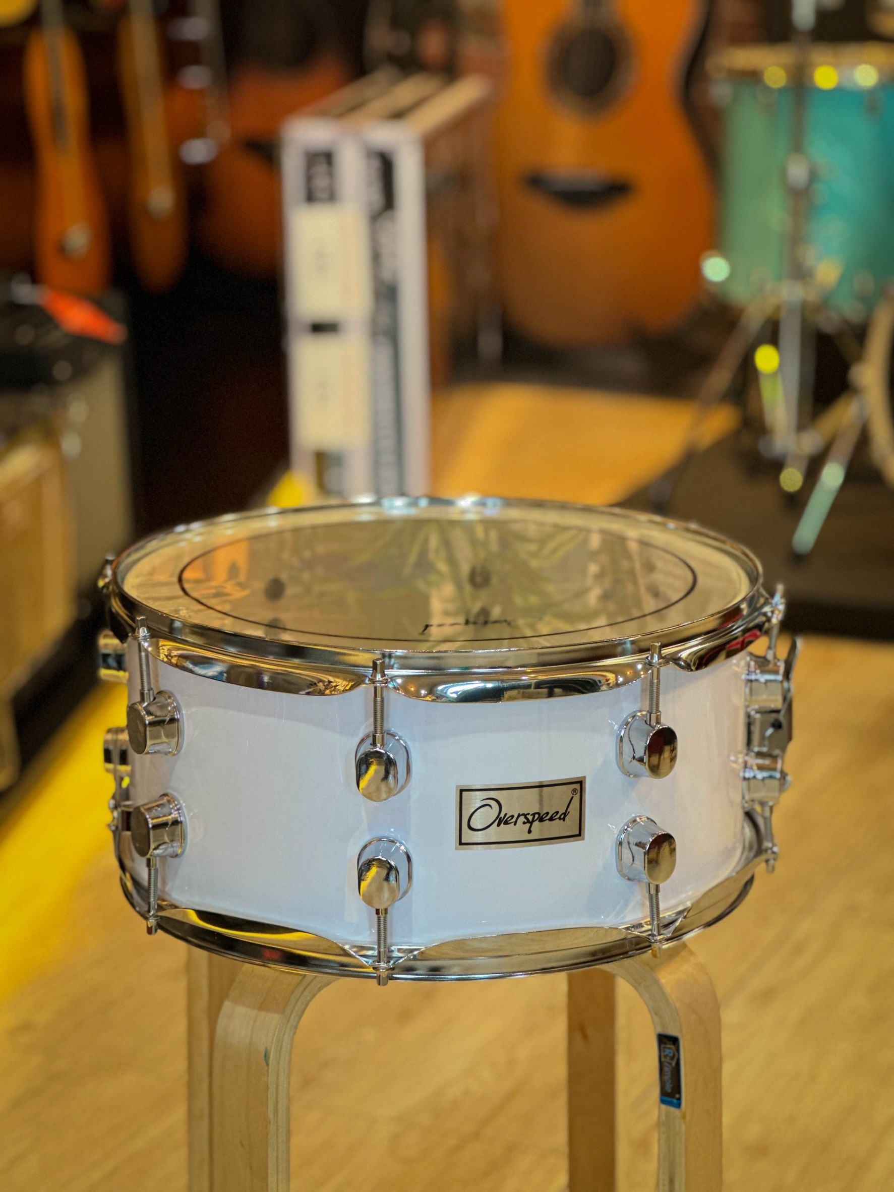 กลองสแนร์ Overspeed ขนาด 14*6.5 นิ้ว กลองเดินแถว แบบถังสั้น กลองพาเหรด พร้อมอาร์มสะพาย อย่างดี + ไม้กลอง / ประแจกลอง