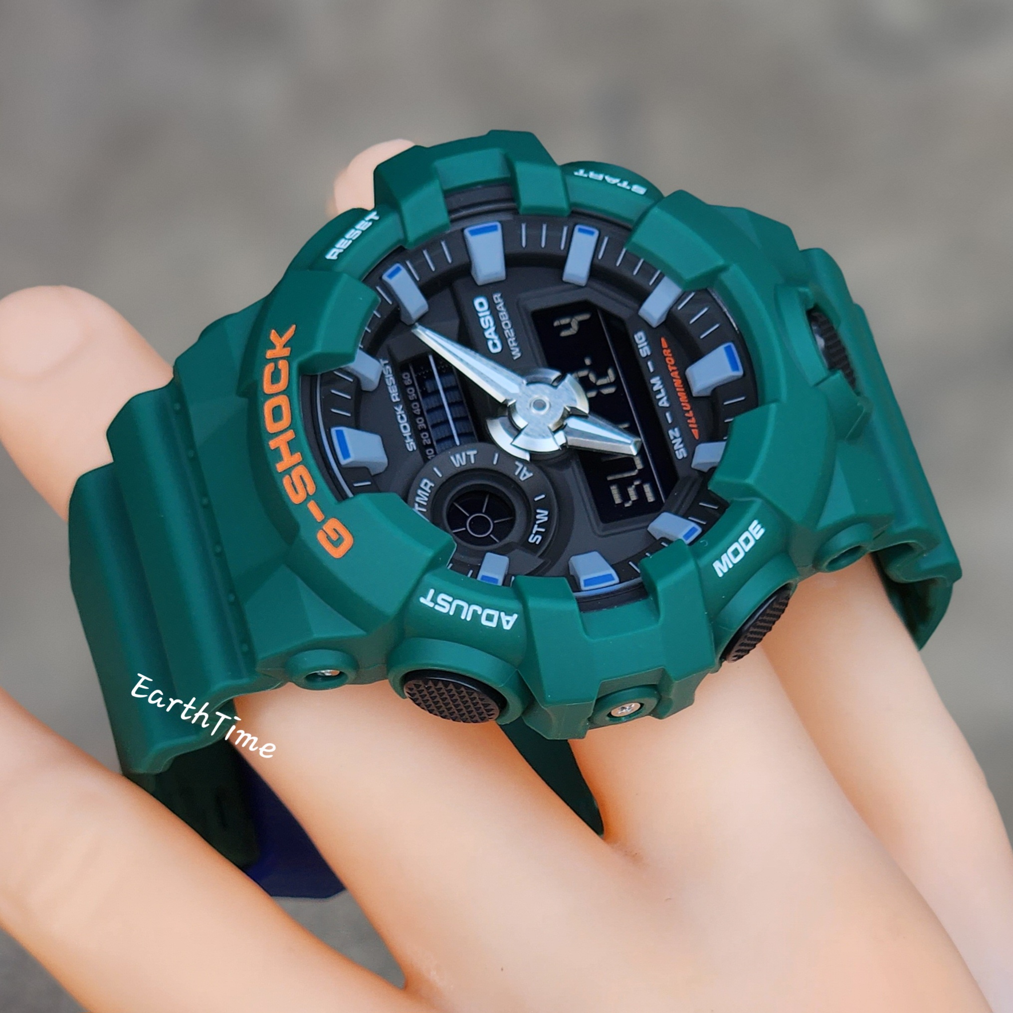 GA-700SC-3A l Sporty Colors Series l G-SHOCK