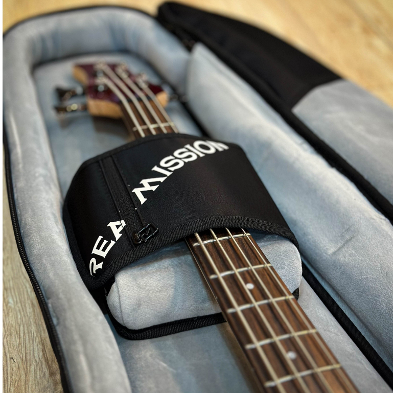 ซอฟเคสเบส Real Mission ฟองน้ำหนา Soft Case กระเป๋ากีต้าร์เบส มีหมอนรองคอ ป้องกันการกระแทกอย่างดี