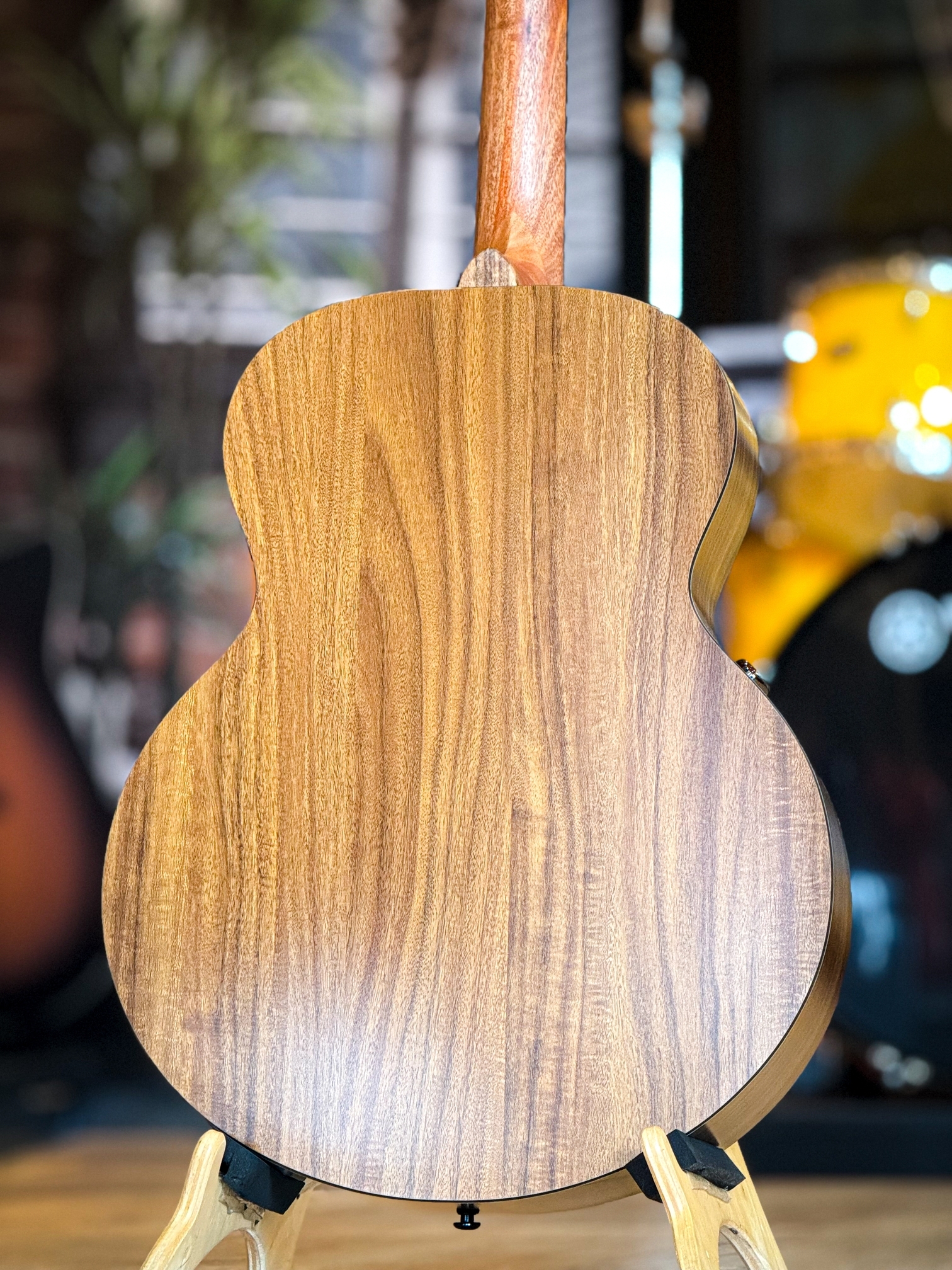 New Enya EA-X1E EQ กีต้าร์โปร่งไฟฟ้า ทรานอคูสติก EQ SP1 ทรงเต็ม ขนาด 40 นิ้ว พร้อมของแถมสุดพรีเมี่ยม