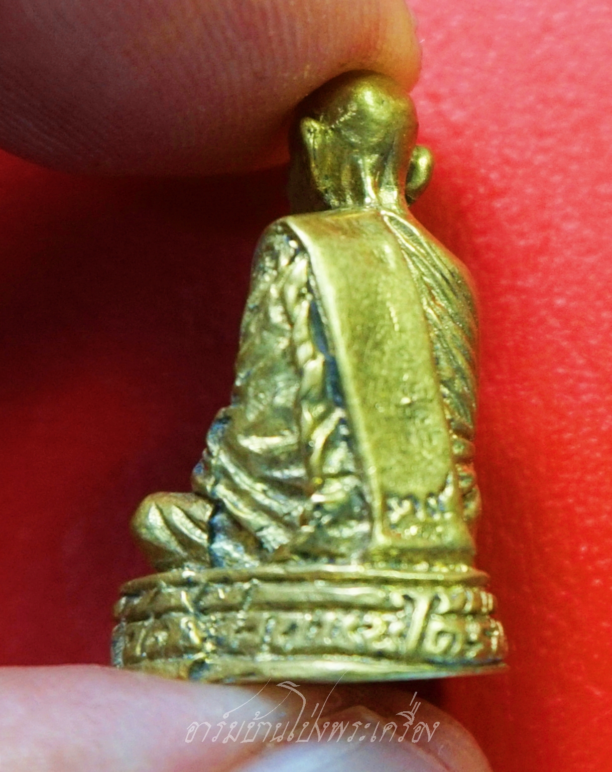 หลวงพ่อฮวด วัดหัวถนนใต้ รูปหล่อ จ.นครสวรรค์ รุ่นฉลองวิหาร ปี๒๕๓๙ ด้านหลังมีโค๊ต๓๙ เนื้อทองเหลือง(องค์ที่1)