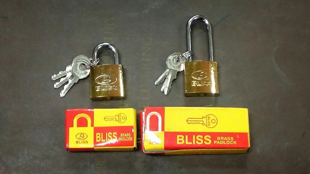 แม่กุญแจ สปริง Bliss ขนาด 32 mm