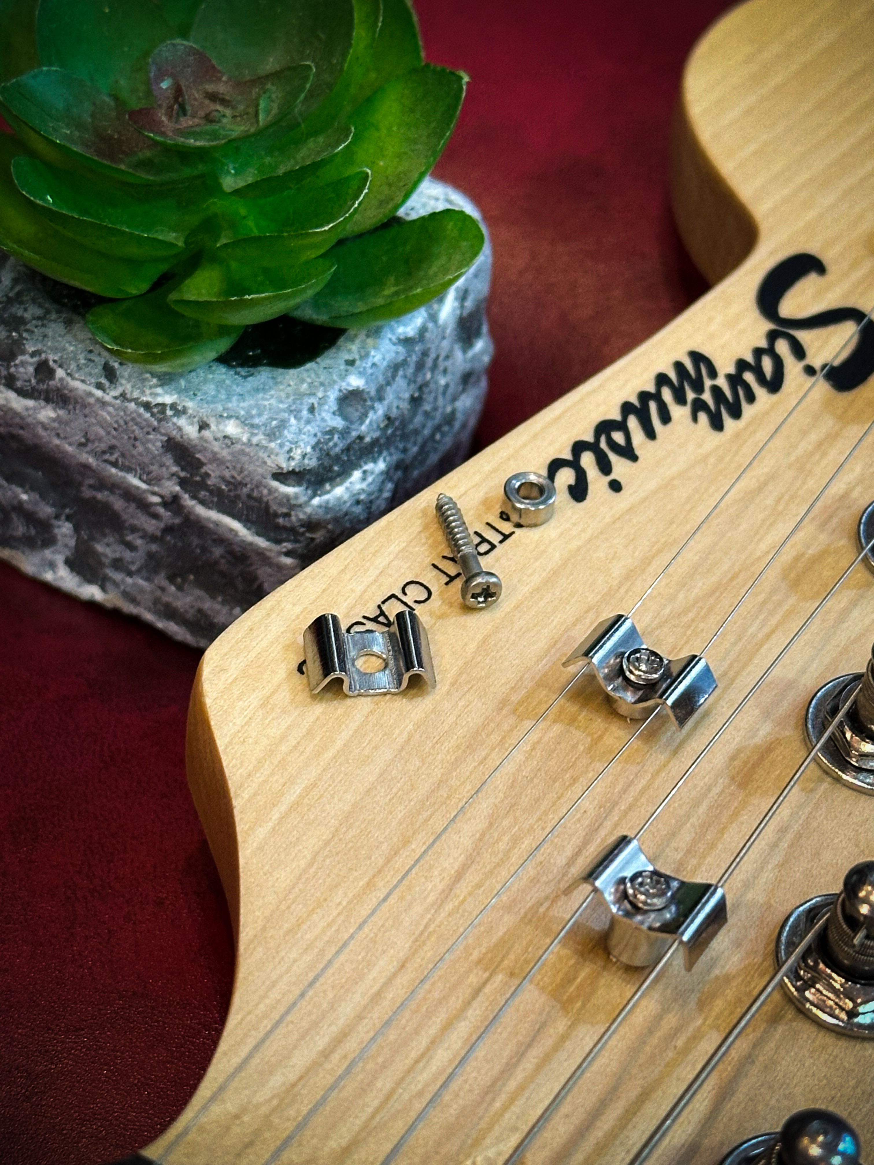 สพานสายกีตาร์ไฟฟ้า คู่ อะไหล่กีต้าร กีต้าร์ไฟฟ้า น็อตสายกีต้าร์ [สตริง ทรี] String Trees