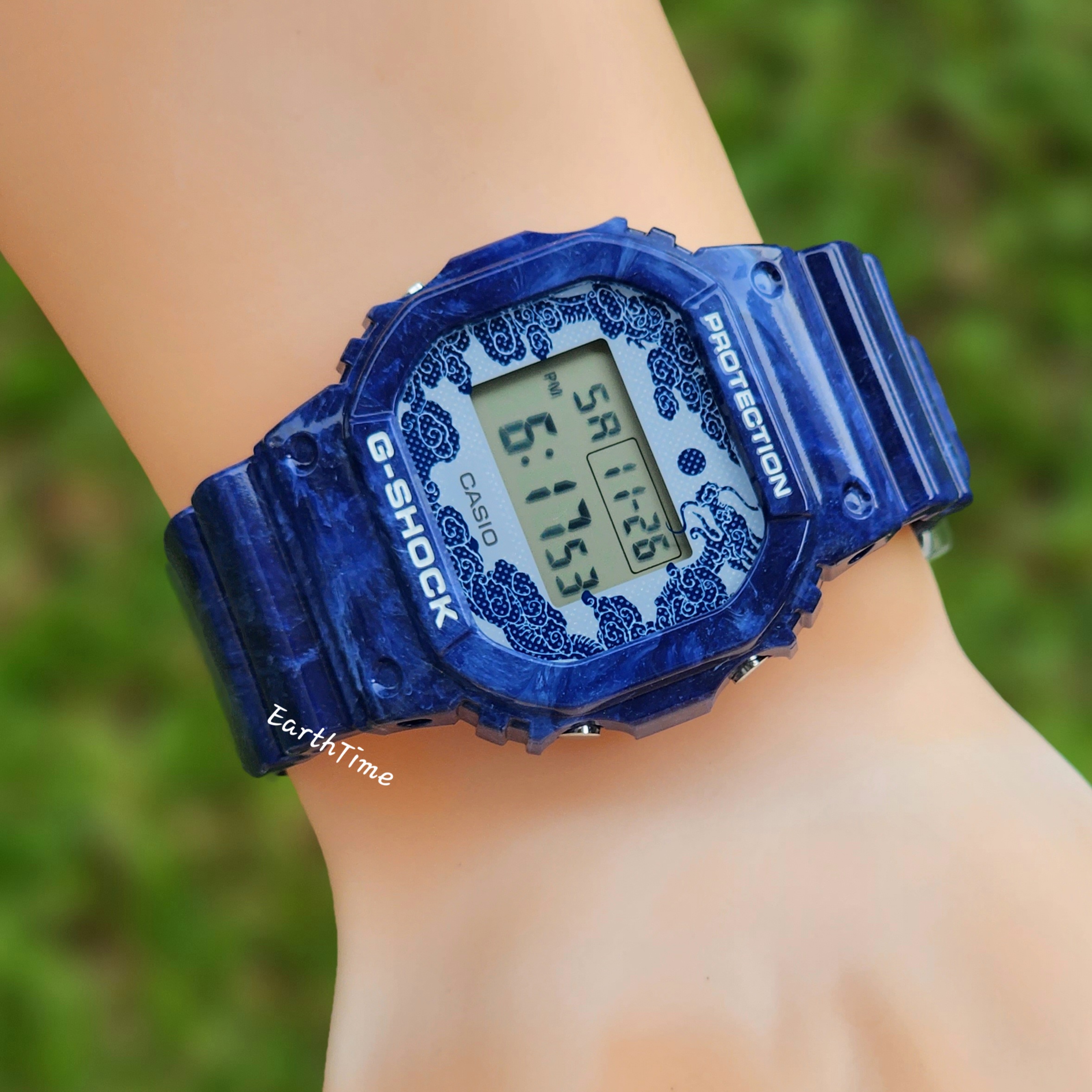 DW-5600BWP-2 l Blue and White Porcelain G-Shock Series l G-SHOCK