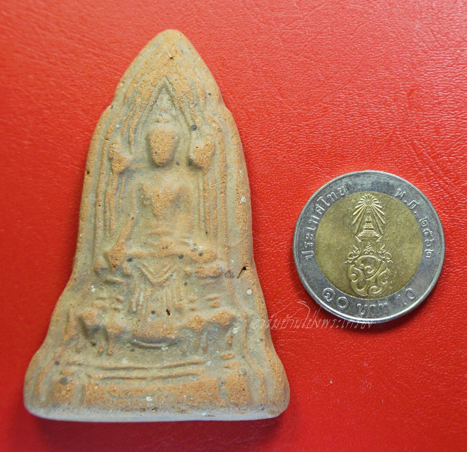 พระโคนสมอพิมพ์มารวิชัย หลังยันต์ วัดโบสถ์สมพรชัย จ.อยุธยา(องค์ที่1)