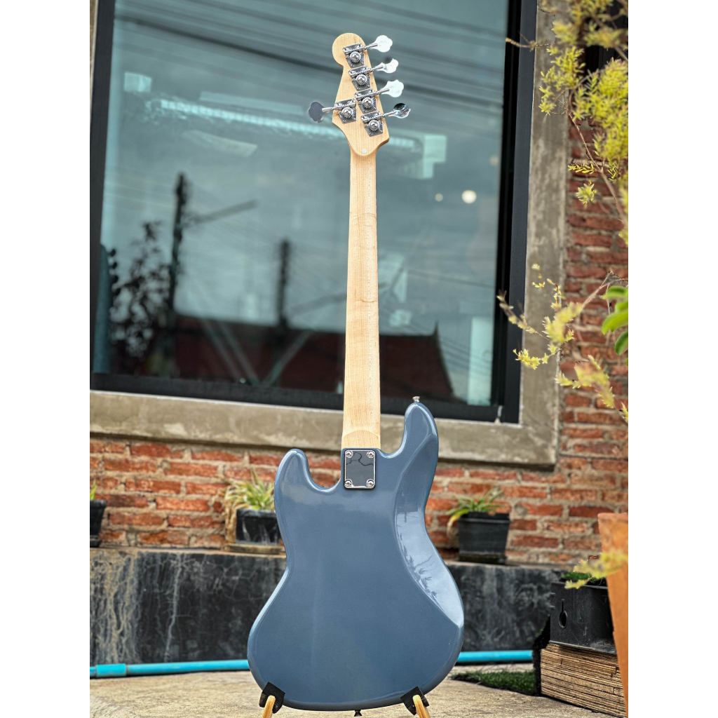 เบส Martinlee รุ่น JB98R-5 ทรงJazz Bass จำนวน 5 สาย สีเทา ไม้เคลือบเงา คอไม้เมเปิ้ล เบสไฟฟ้า ✅แถมกระเป๋า