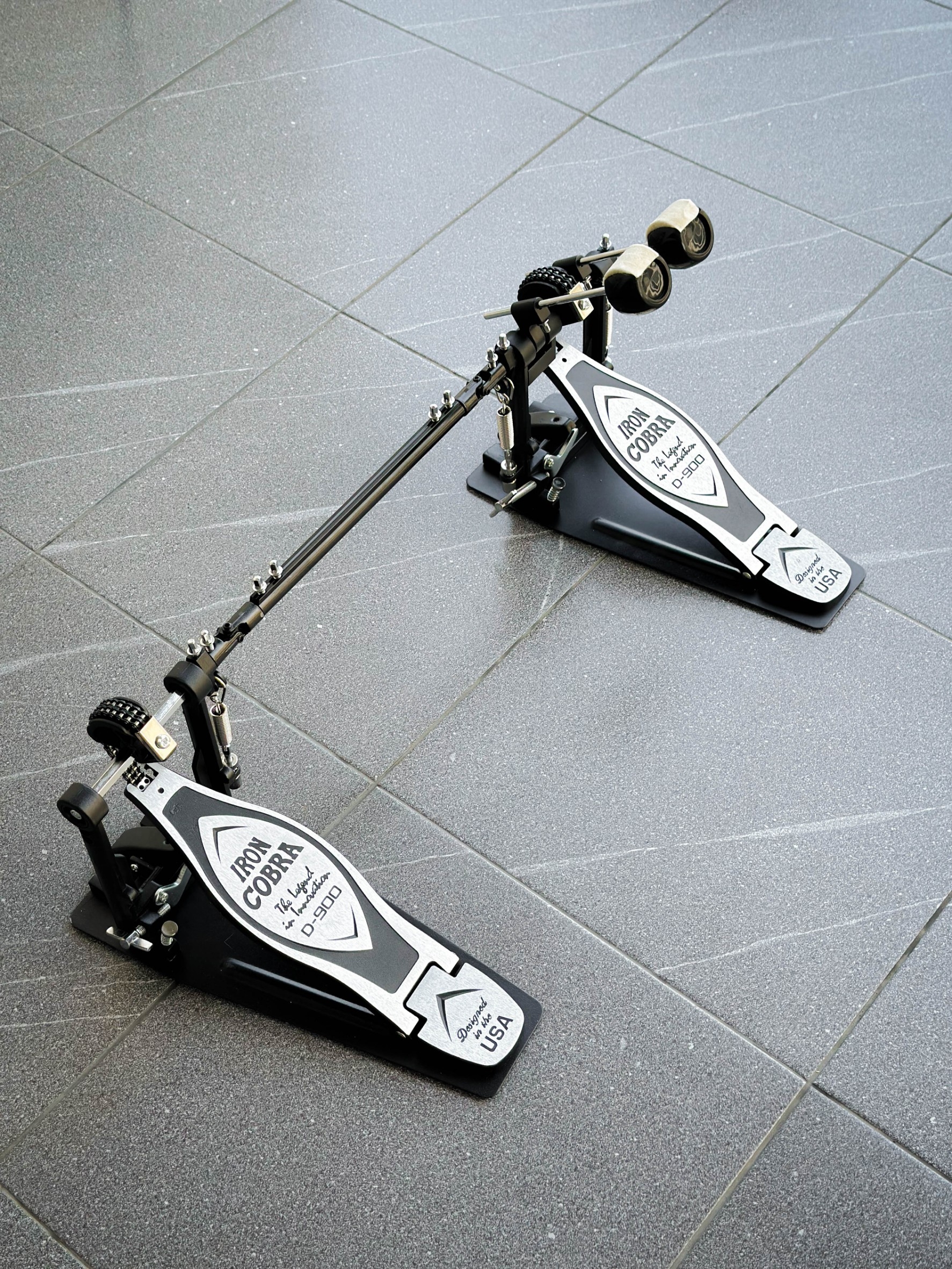 กระเดื่องคู่ โซ่คู่ ผลิตจากวัสดุคุณภาพดี กระเดื่องกลอง สำหรับกลองชุด ฟรี ก้านกระเดื่อง/ประแจกลอง