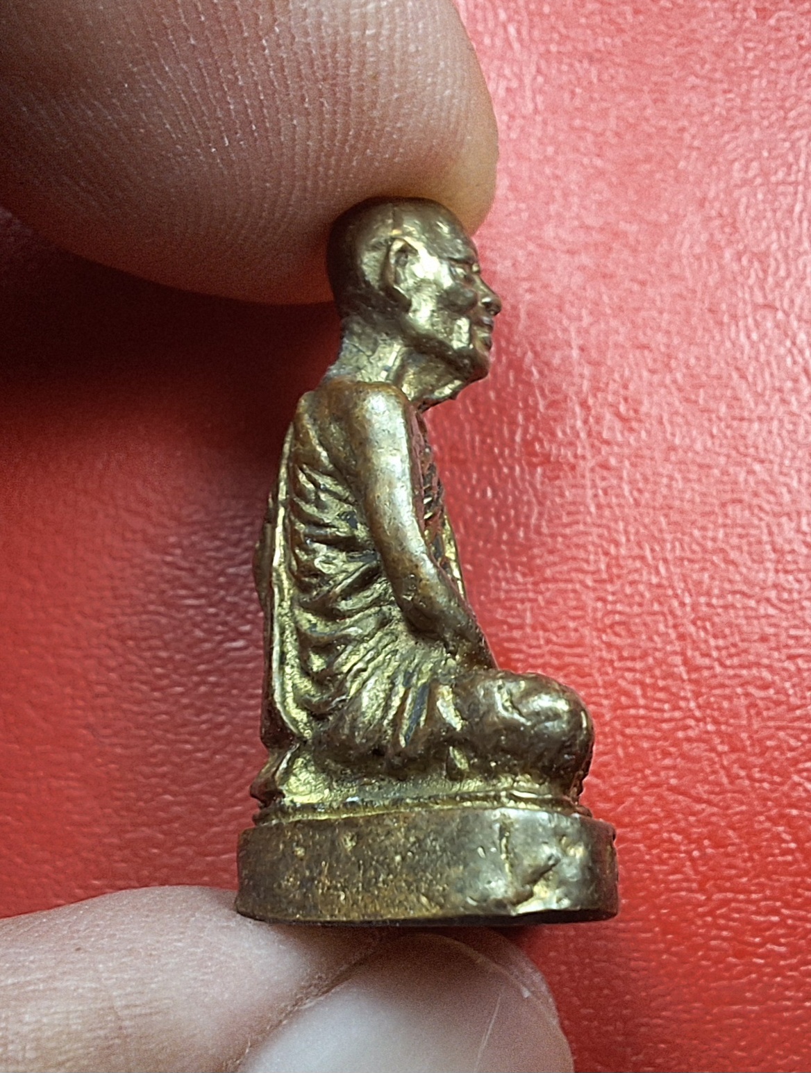 หลวงพ่อแพ วัดพิกุลทอง รูปหล่อ อายุ๙๐ปี เนื้อฝาบาตร(องค์ที่1)