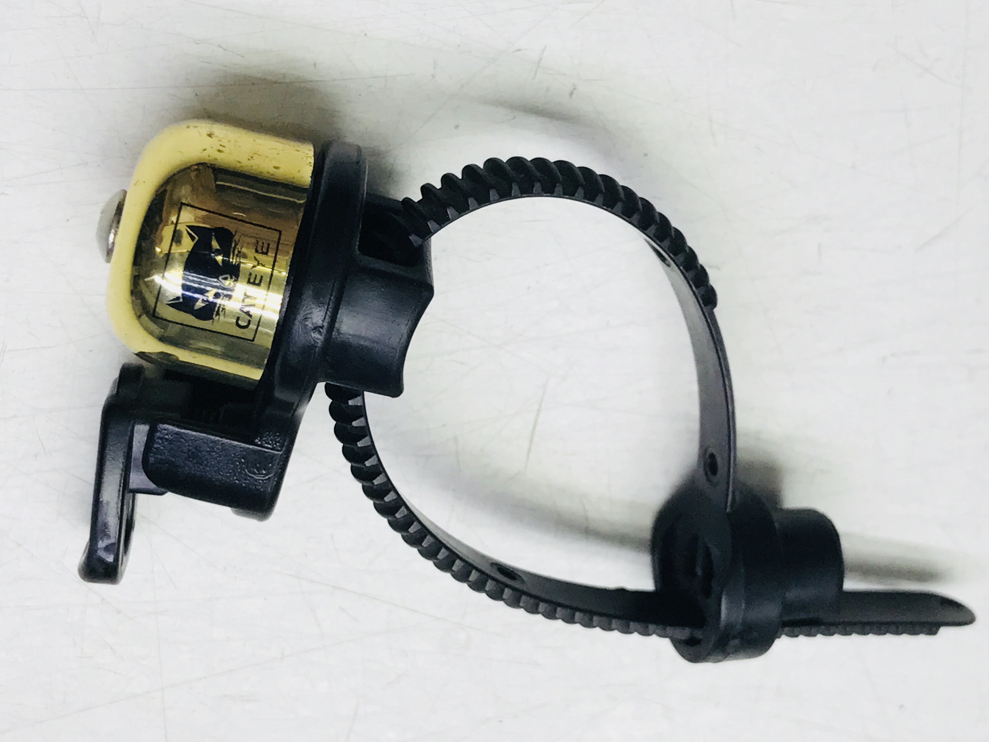 กระดิ่ง Cateye