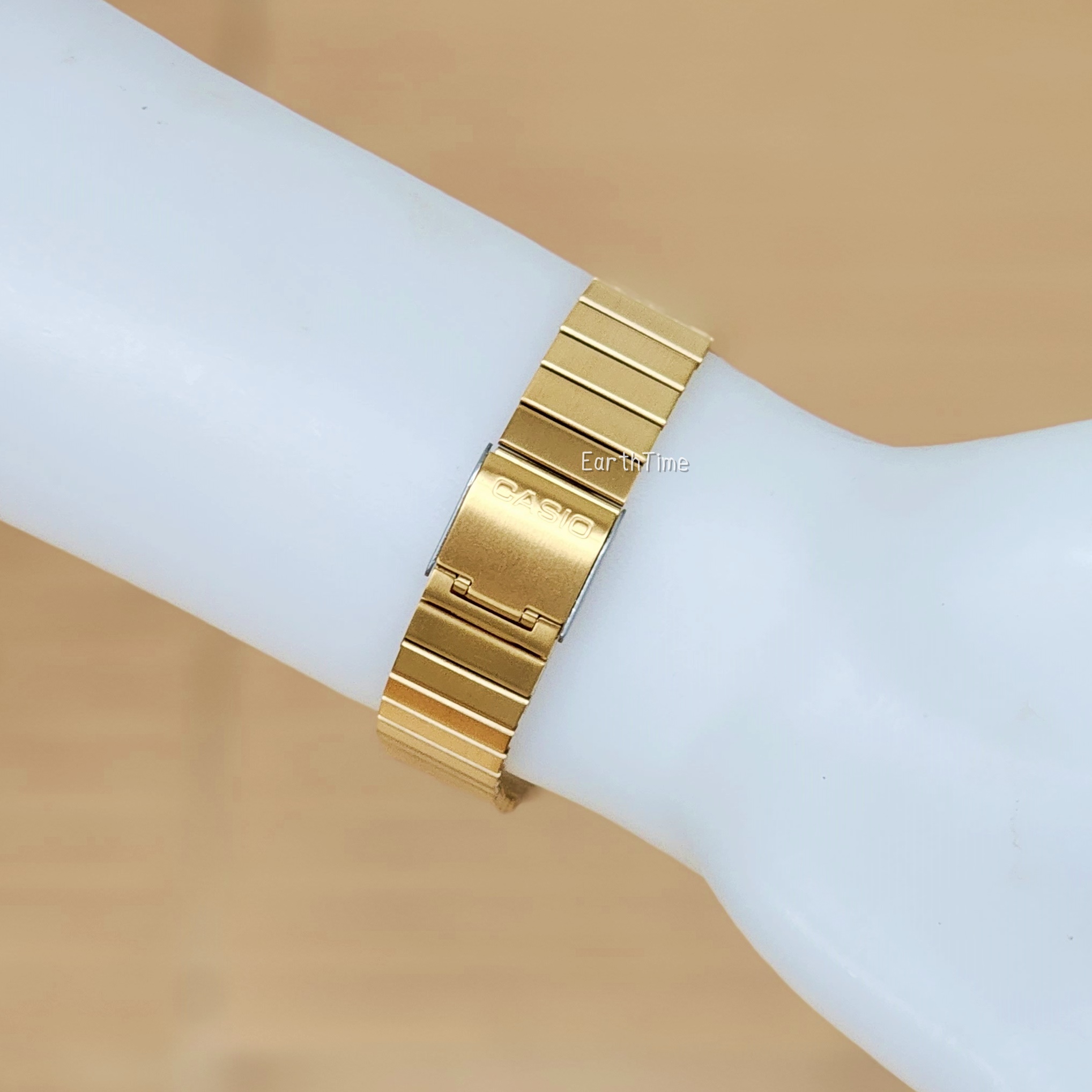 A100WEG-9A l CASIO DATA BANK DIGITAL