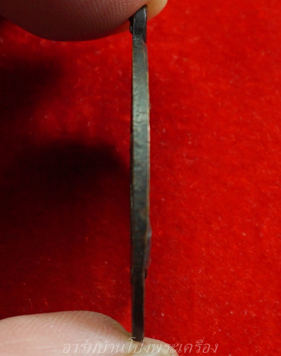 หลวงพ่อโต๊ะ วัดท่อเจริญธรรม จ.เพชรบุรี รุ่นอายุ ๘๓ ปี เนื้อทองแดงรมดำ(องค์ที่1)