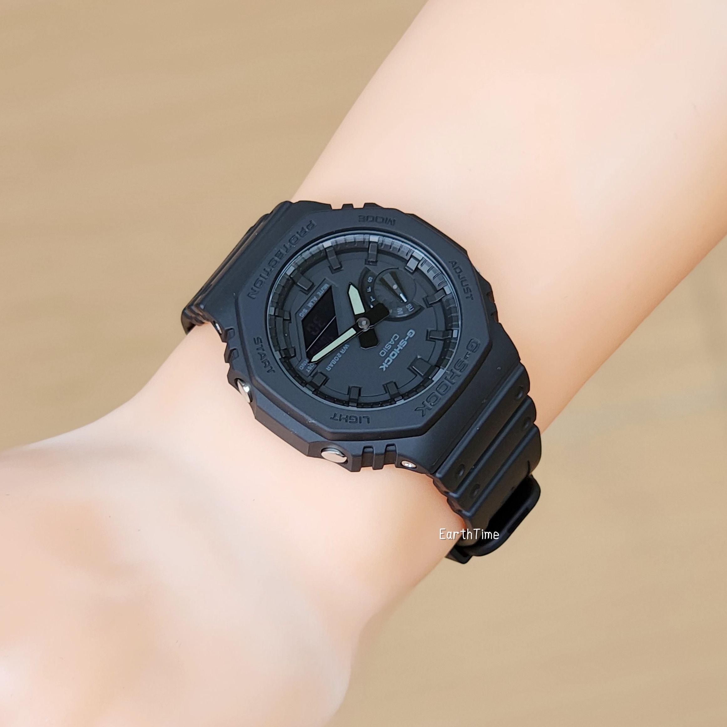 GA-2100-1A1 l G-Shock GA-2100 series Carbon Core Guard l ของใหม่แท้100%