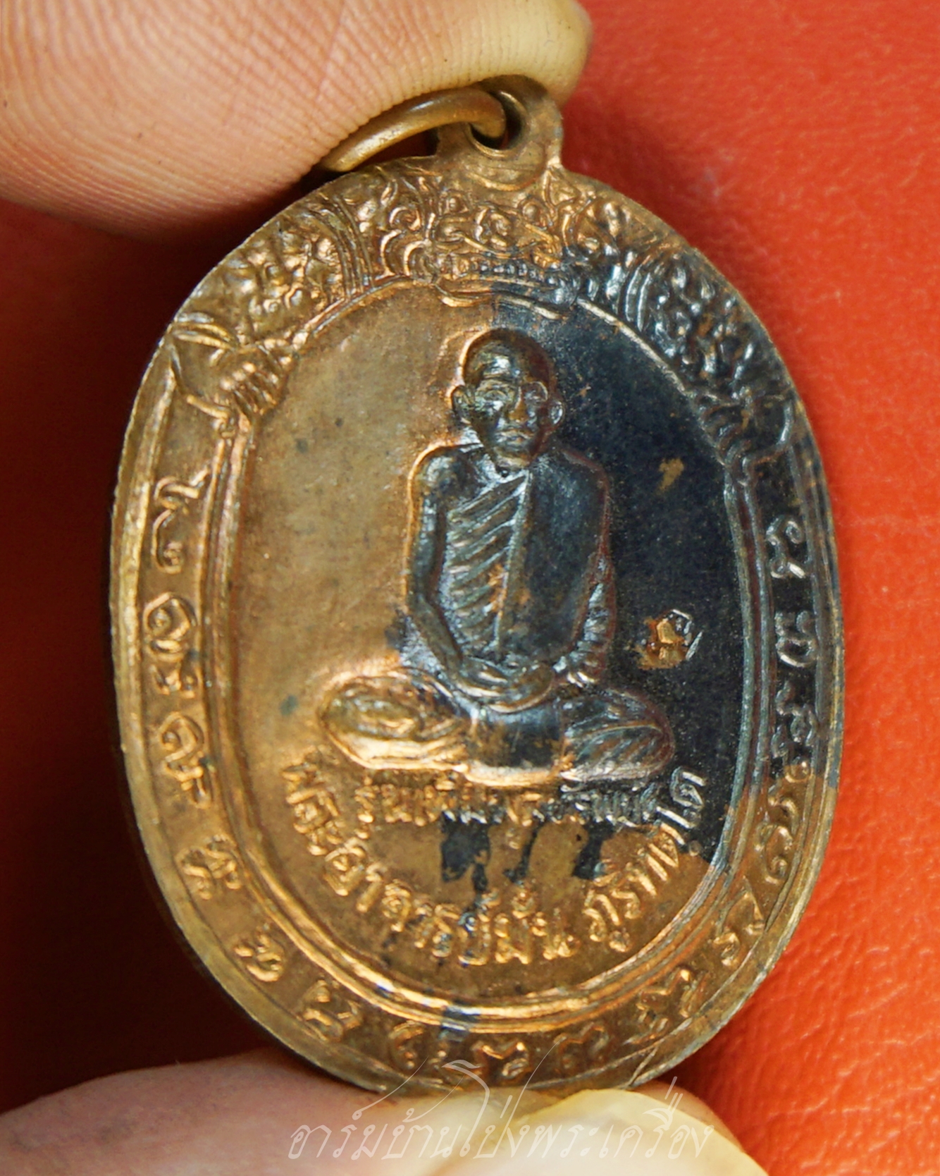 หลวงปู่มหาปิ่น ชลิโต วัดป่าพระธาตุเขาน้อย ปี๒๕๔๐ เนื้อทองแดงผิวไฟ(องค์ที่1)