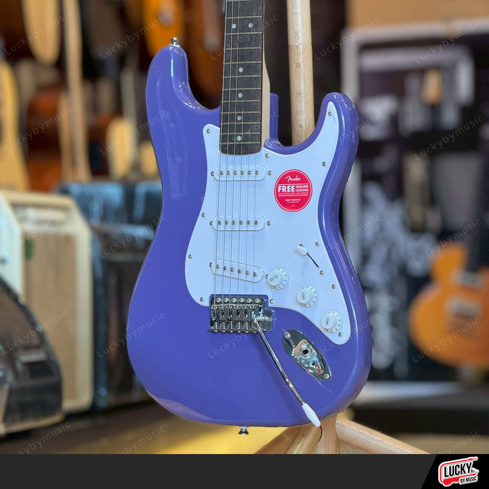 ขาตั้งกีตาร์ไม้ Eastrock ขาตั้งกีตาร์ ทำจากไม้ wooden hanging guitar stand สำหรับกีตาร์โปร่ง ไฟฟ้า เบส