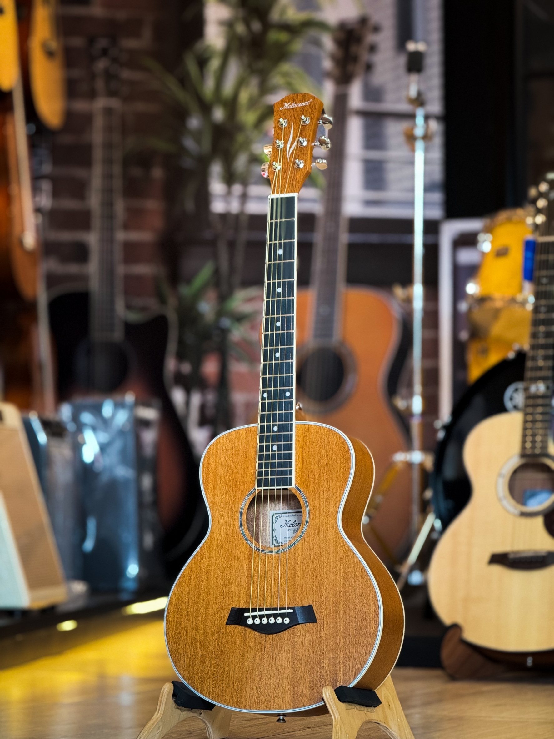 Mclorence กีต้าร์โปร่ง 34 นิ้ว MC-34 สีไม้เข้ม กีตาร์โปร่ง เสียงใสกังวาล ฟรี กระเป๋า Nami เทา / ปิ๊ก4อัน / ประแจ