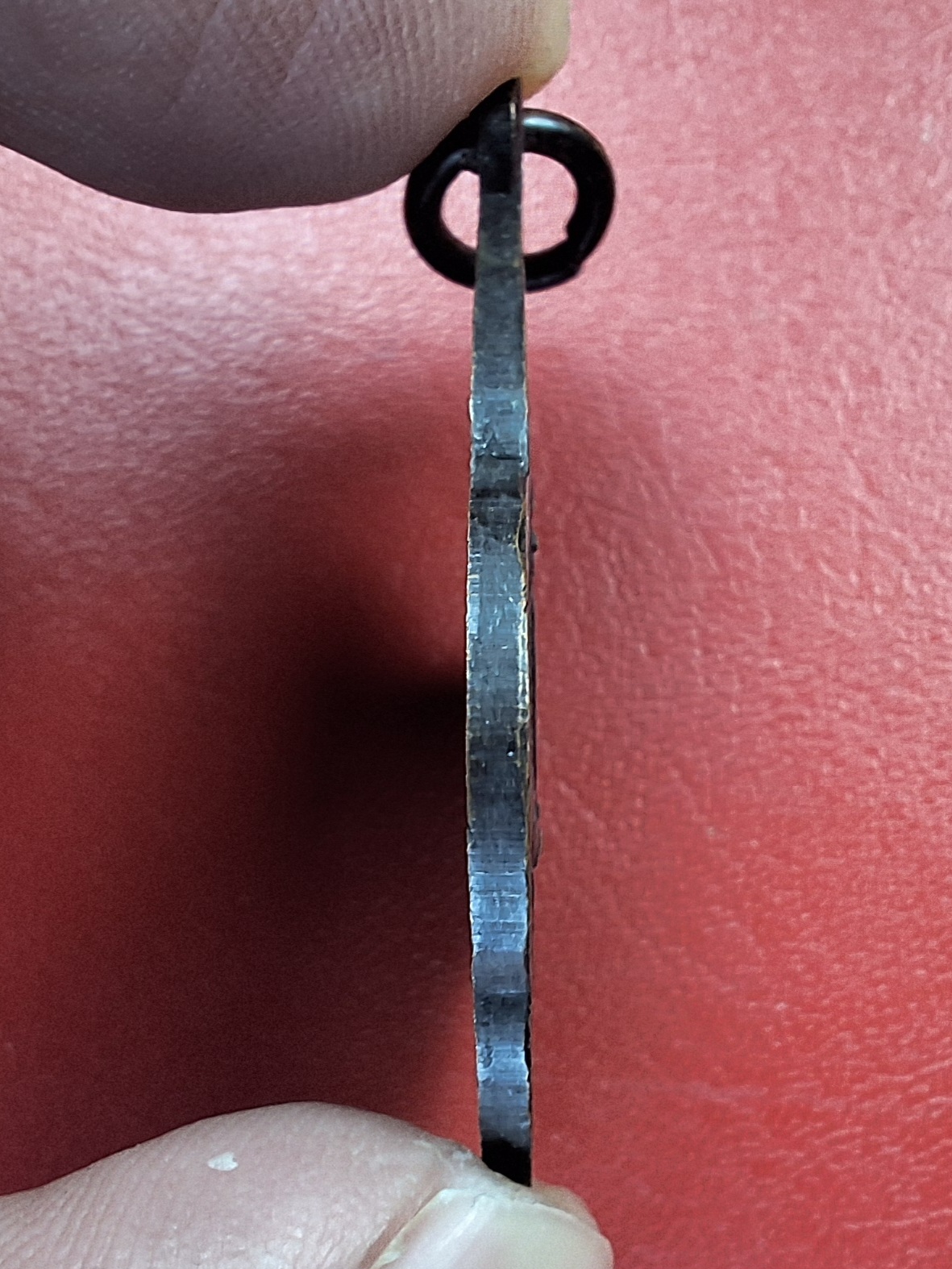 พระพุทธวิริยากร วัดอมรินทราราม ที่ระลึกพิธีมงคลพระอุโบสถจตุมข ปี๒๕๑๘ เนื้อทองแดงรมดำ(องค์ที่1)