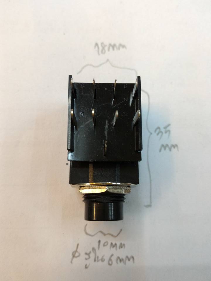 ขาย แจ็คหูฟัง สเตอริโอ 9ขา ลงปริ้น PCB เหลื่ยมดำ2ขั้น แจ็คสเตอริโอ แจ็ค9ขา ราคา ตัวละ . . . . หน่วย บาท