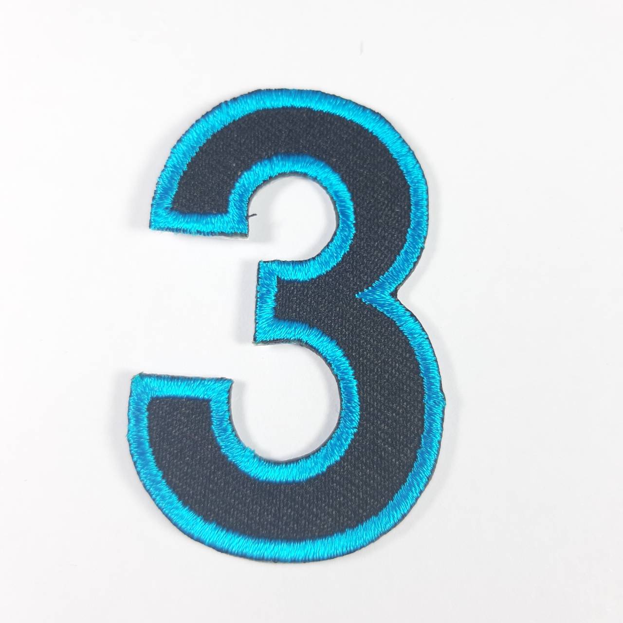 เลข 3