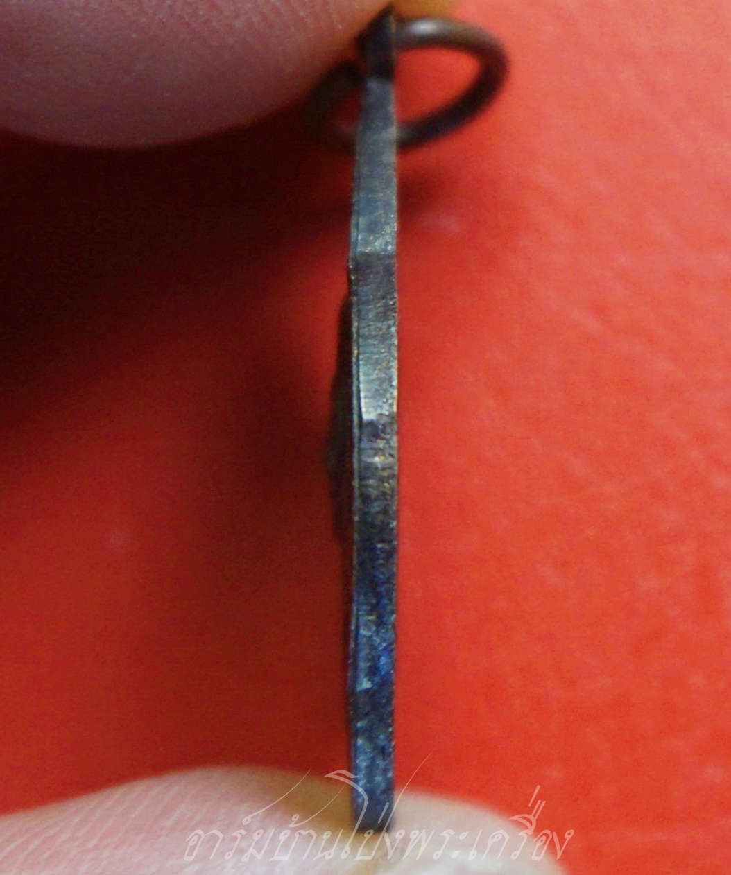 พระอธิการวงศ์ อุตฺตมโชโต วัดหนองอ้อตะวันออก ปี๒๕๓๖ รุ่นสร้างอุโบสถ เนื้อทองแดงรมดำ(องค์ที่1)