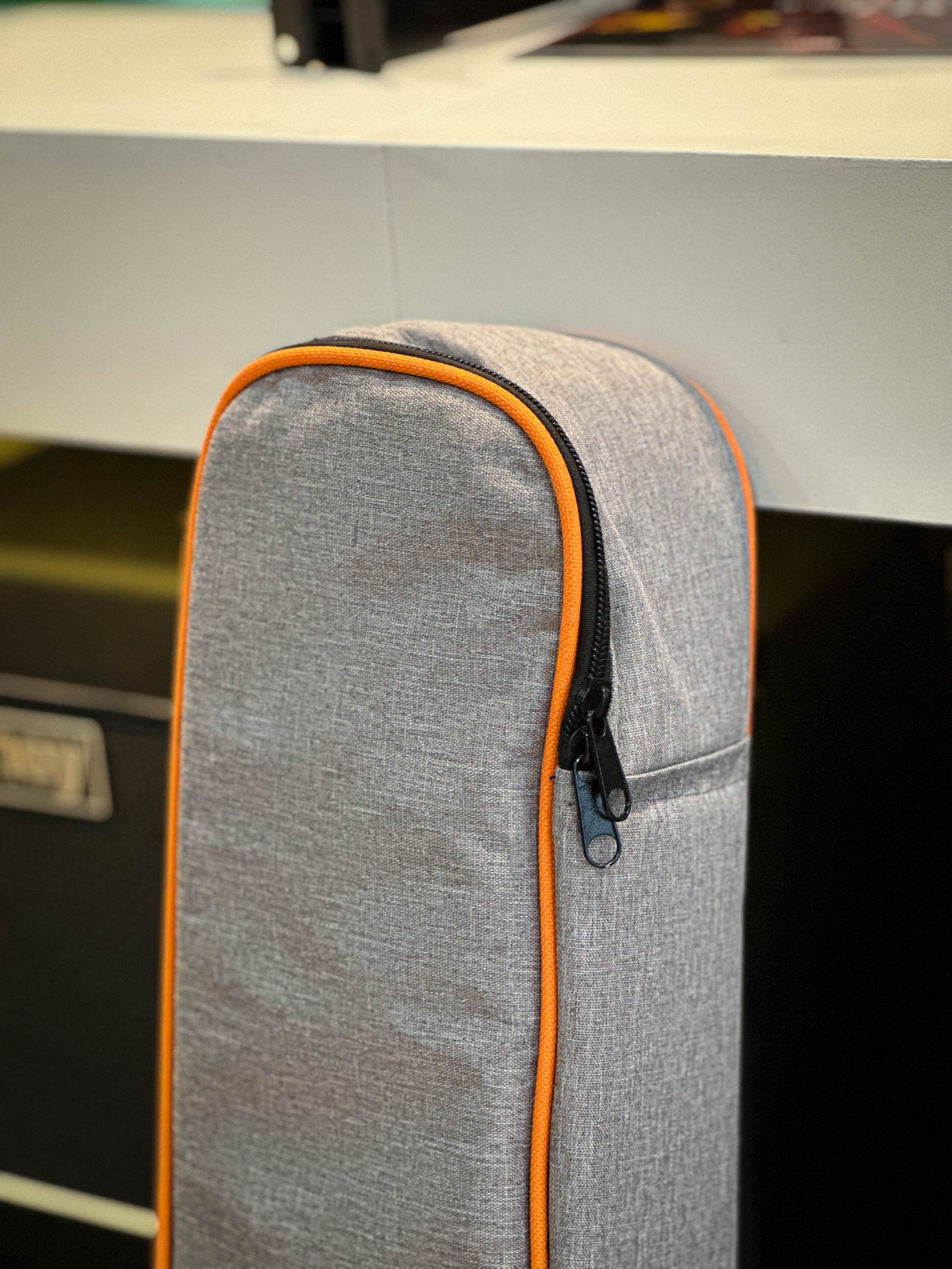 ENYA ซอฟเคสกีต้าร์โปร่ง ขนาด 34 / 41 นิ้ว สีเทา-ส้ม กระเป๋ากีต้าร์โปร่ง บุฟองน้ำภายใน มีหูหิ้ว/สายสะพาย