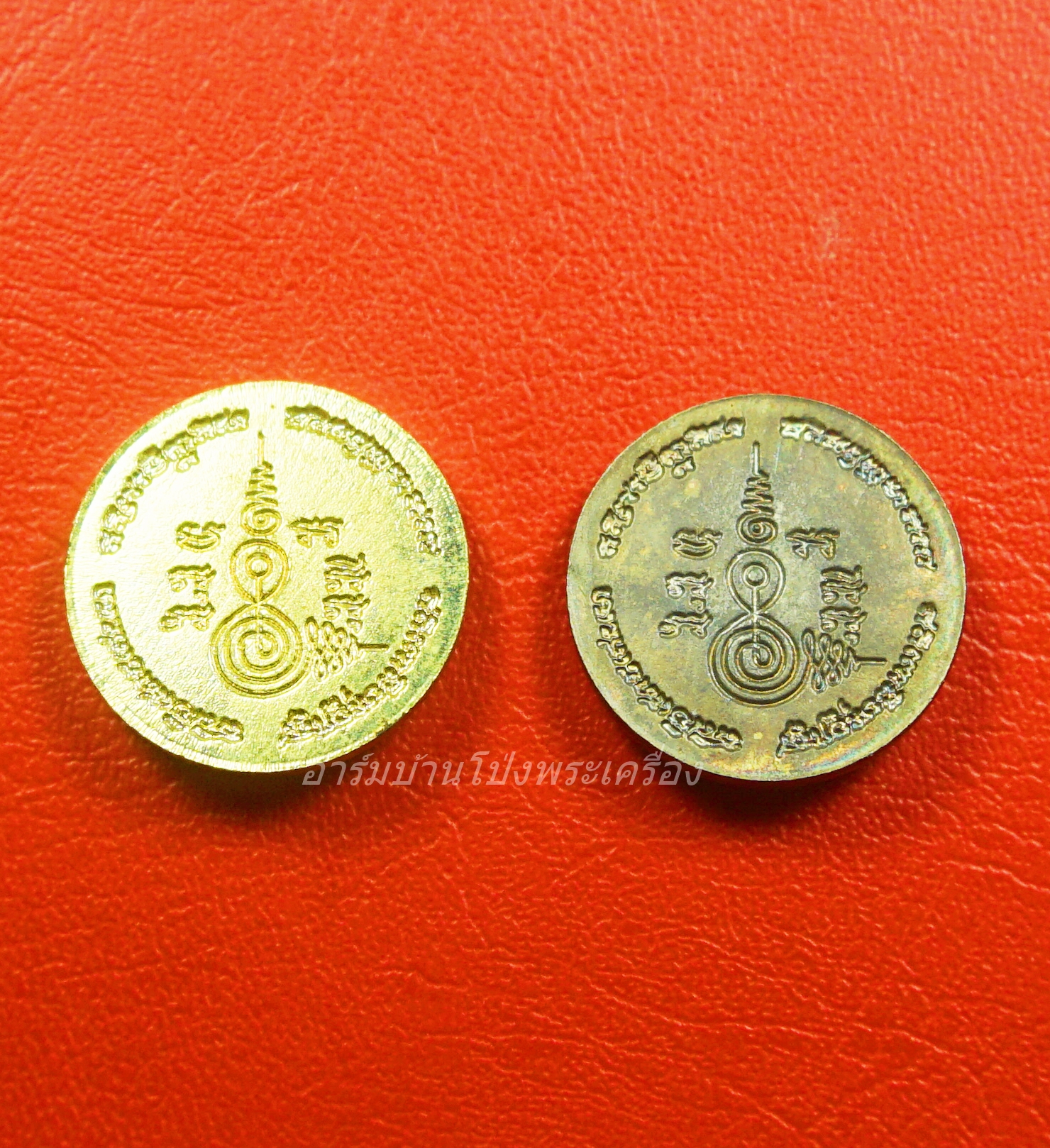 หลวงพ่อหวล วัดชาวเหนือ เสือเม็ดกระดุม มหาเมตตา มหาบารมี ปี๒๕๕๔ เนื้อฝาบาตร เนื้อกะไหล่เงิน(ชุดที่1)