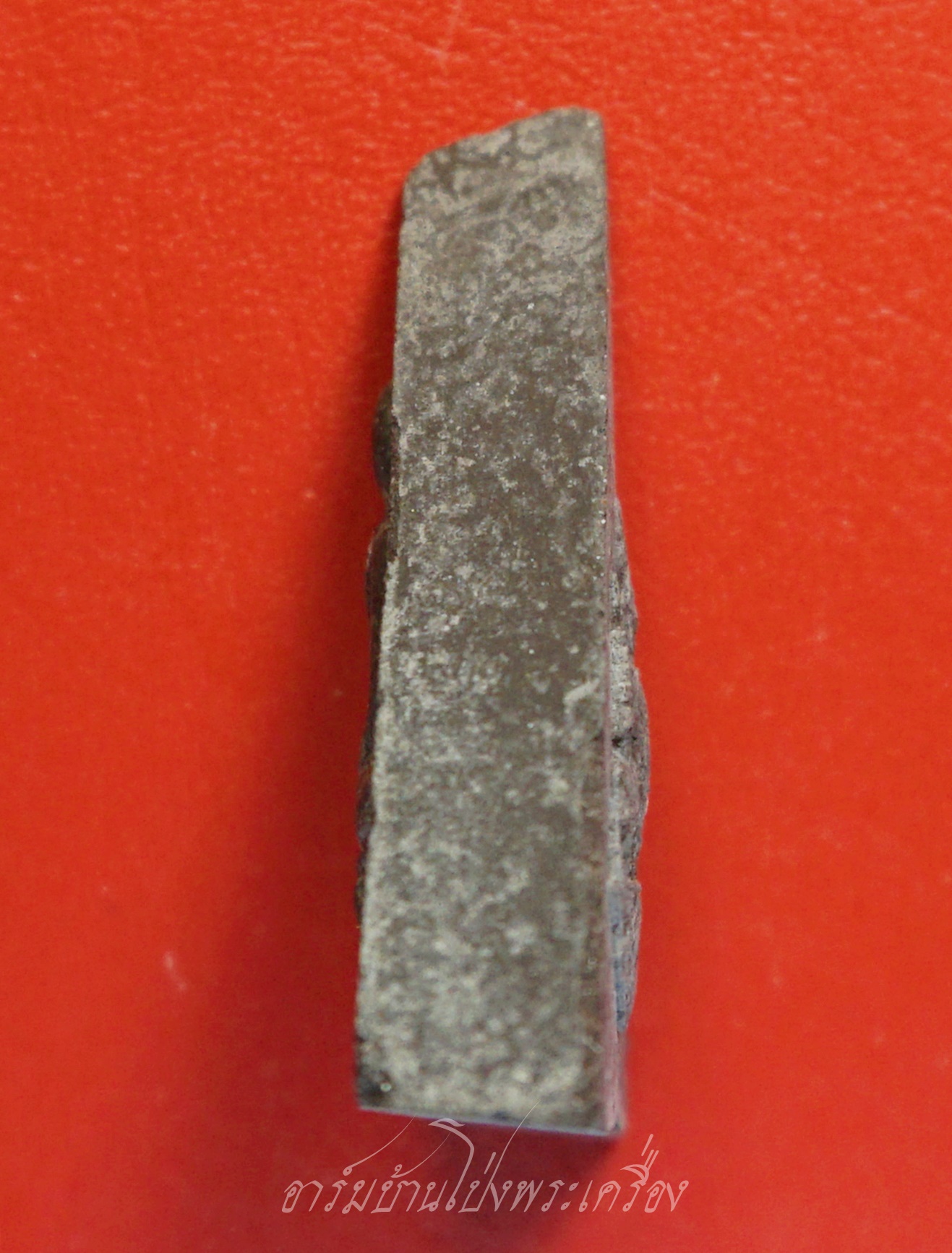 พระสมเด็จจิตรลดา โครงการหลวง ในหลวงครองราชย์ครบ๕๐ปี ปี๒๕๓๙ เนื้อผงสีดำ(องค์ที่2)