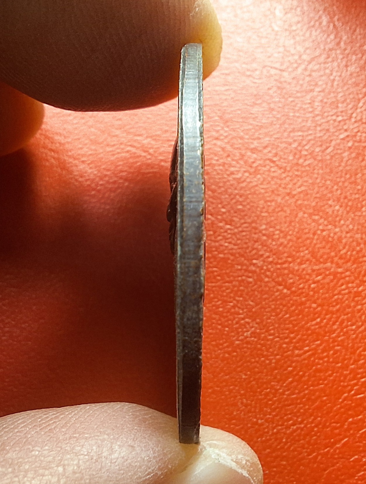 หลวงปู่ศุข วัดปากคลองมะขามเฒ่า รุ่น พุทธคุณ ปี๒๕๓๗ เนื้อทองแดง(องค์ที่2)