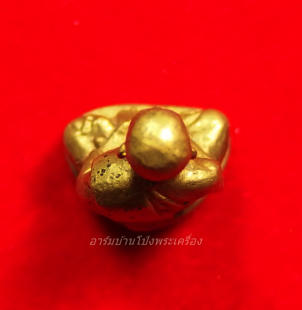หลวงปู่บุญ วัดดอนเสลา รูปหล่อ เนื้อทองเหลือง(องค์ที่3)