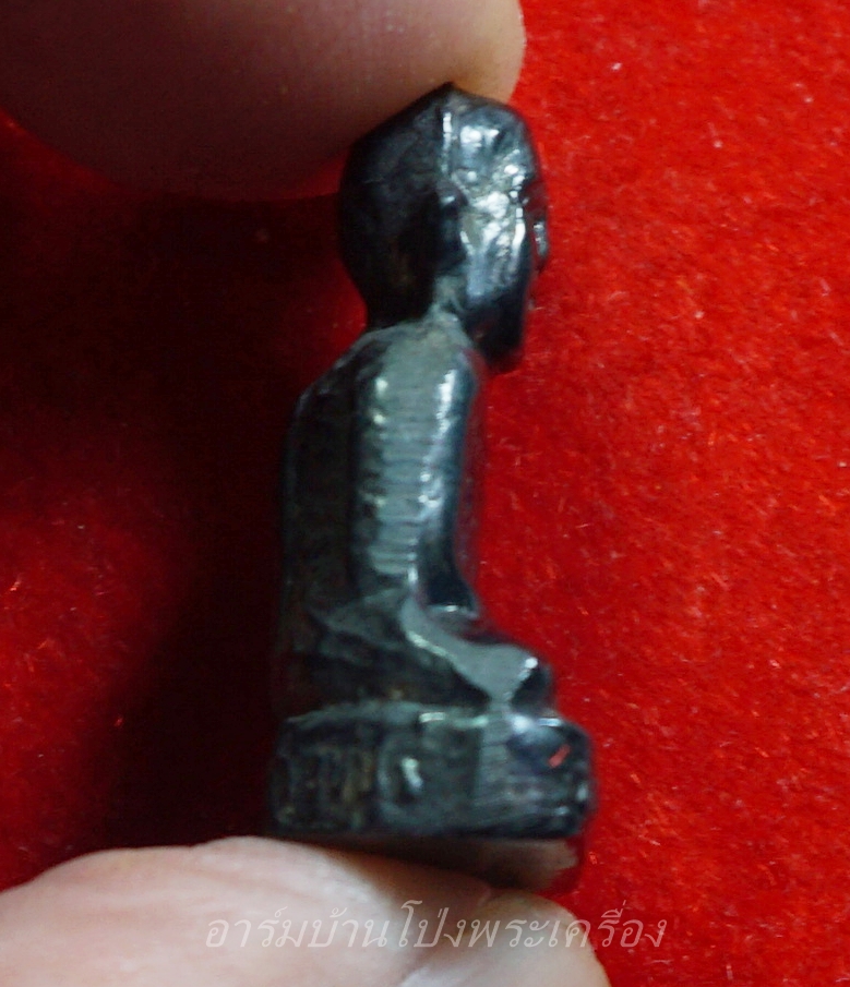 หลวงปู่บุญ วัดดอนเสลา รูปหล่อ เนื้อเมฆพัตร(องค์ที่9)