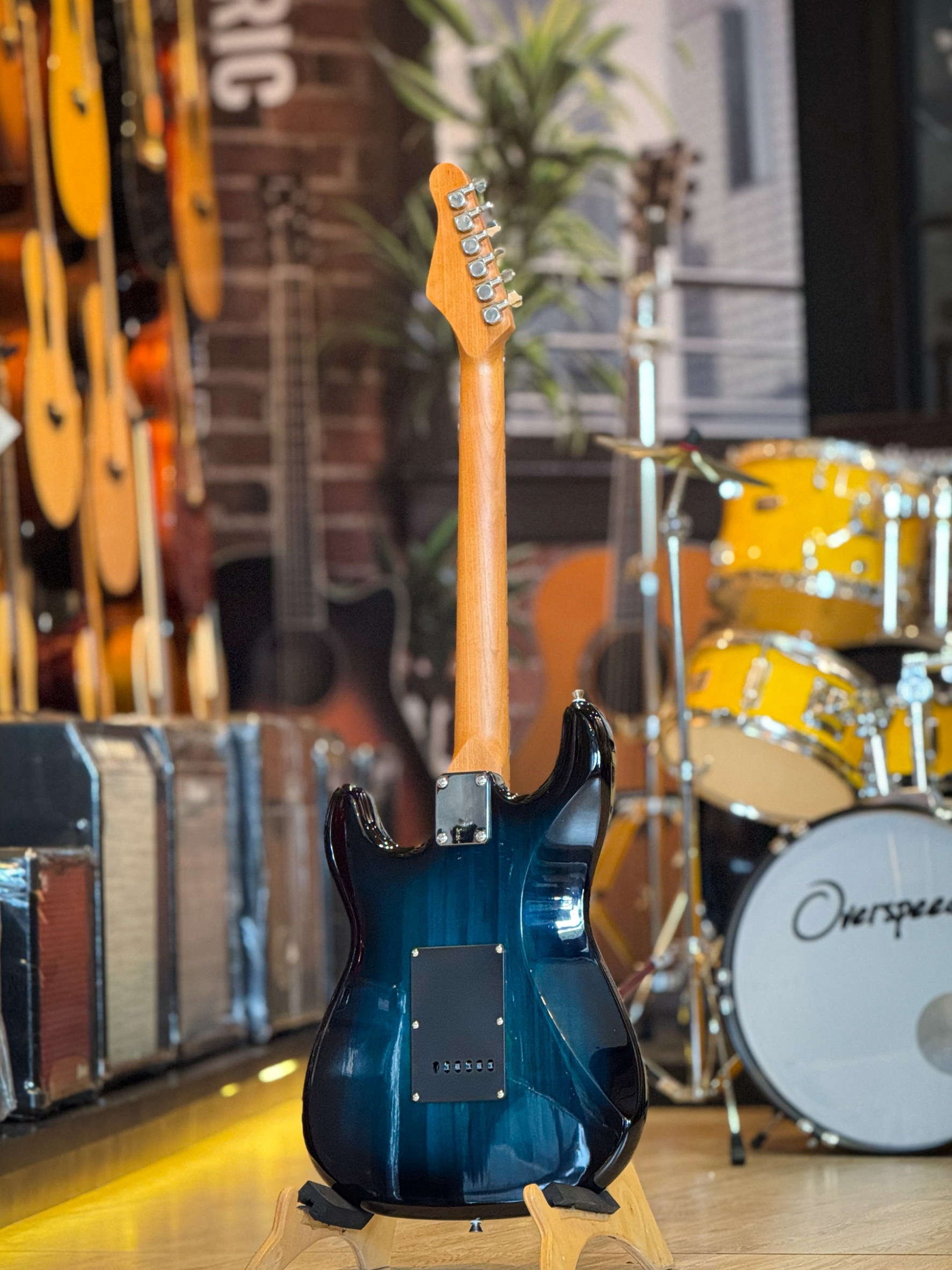 กีต้าร์ไฟฟ้า Kazuki รุ่น FMT-03 Quilt Maple Top First Motive Series - พร้อม ปิ๊ก4อัน คันโยก ประแจ (เลือกรับกระเป๋า)