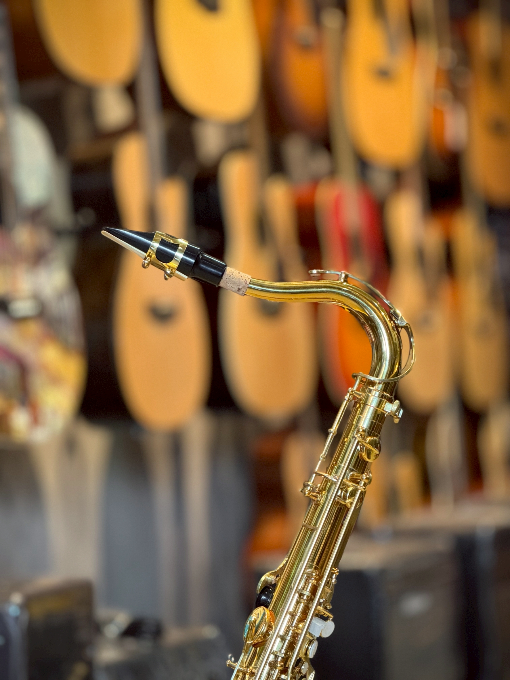 เทนเนอร์แซกโซโฟน Saxophone Tenner (Bb) Overspeed พร้อมกล่องบุกำมะหยี่และอุปกรณ์ครบชุด