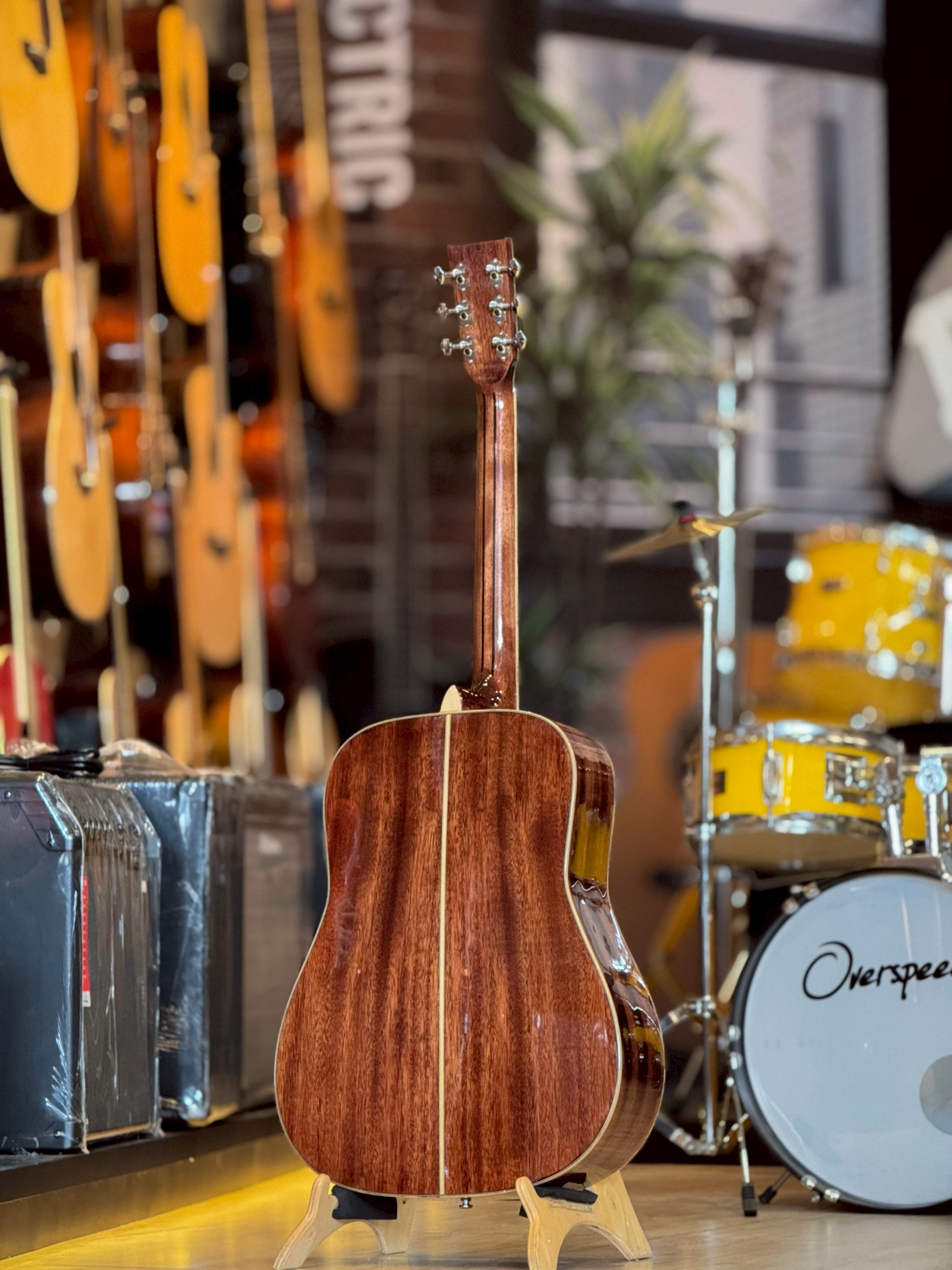 กีตาร์โปร่ง All Solid NOLOGO D-28 / D-28C ไม้แท้ทั้งตัว ขนาด 41 นิ้ว เสียงใสกังวาน ฟรี ปิ๊ก4อัน ประแจ คู่มือ คาโป้ กระเป๋าNamiบุฟองน้ำ