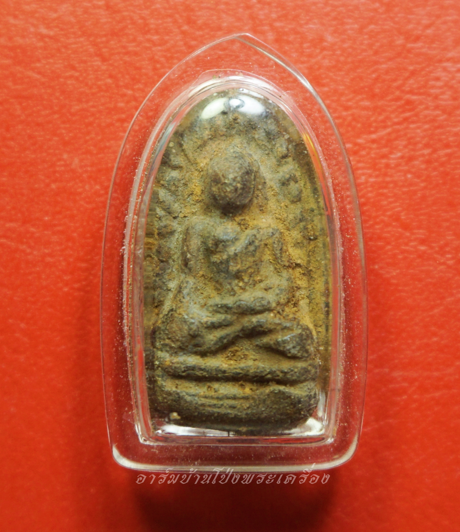 พระรอด วัดมหาวัน จ.ลำพูน เนื้อผง สีดำ(องค์ที่1)