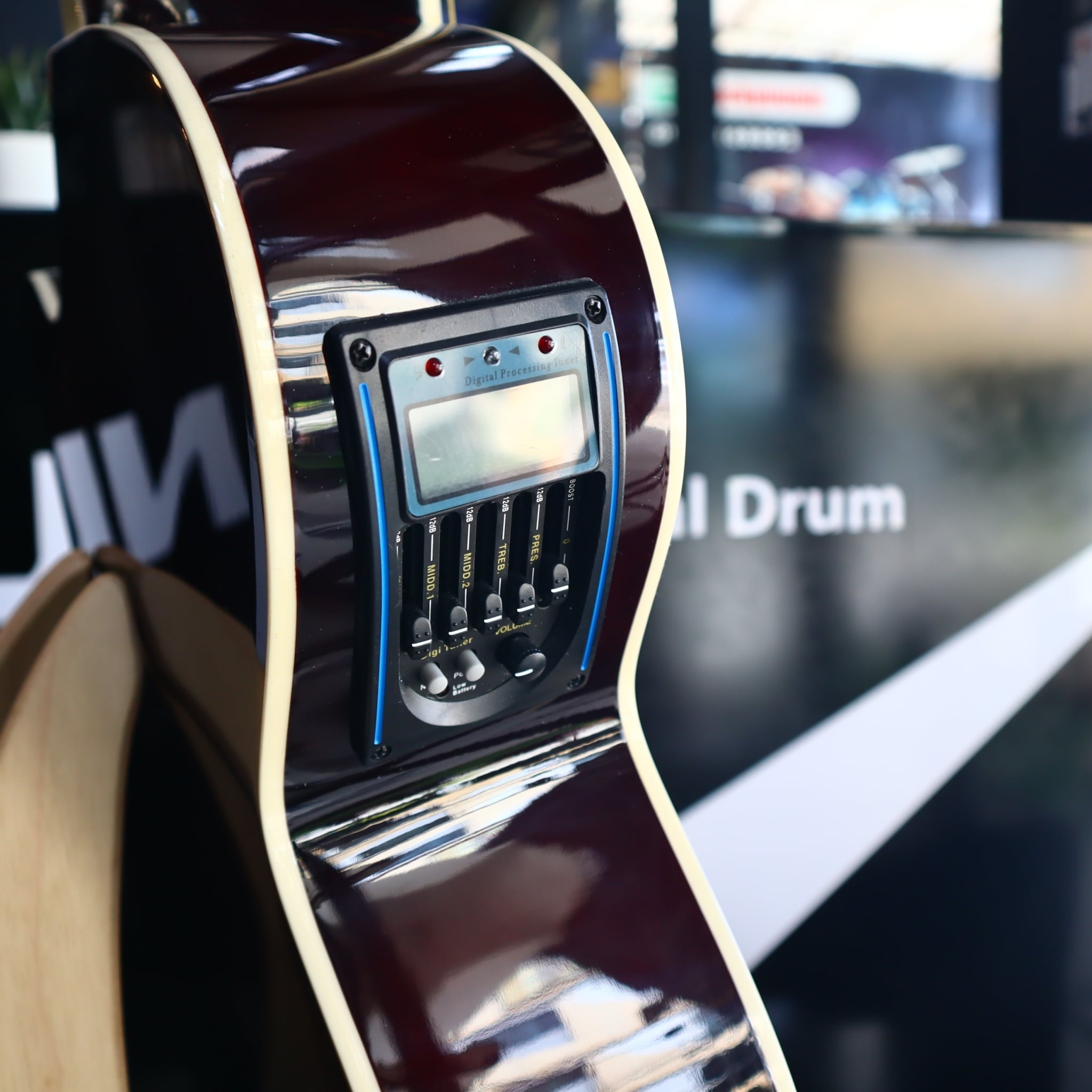 กีต้าร์โปร่งไฟฟ้า Kazuki รุ่น kz39c สีซันเบิร์ส ขนาด 39 นิ้ว พกพาง่าย สามารถขันคอได้ ฟรี กระเป๋า + ปิ๊ก